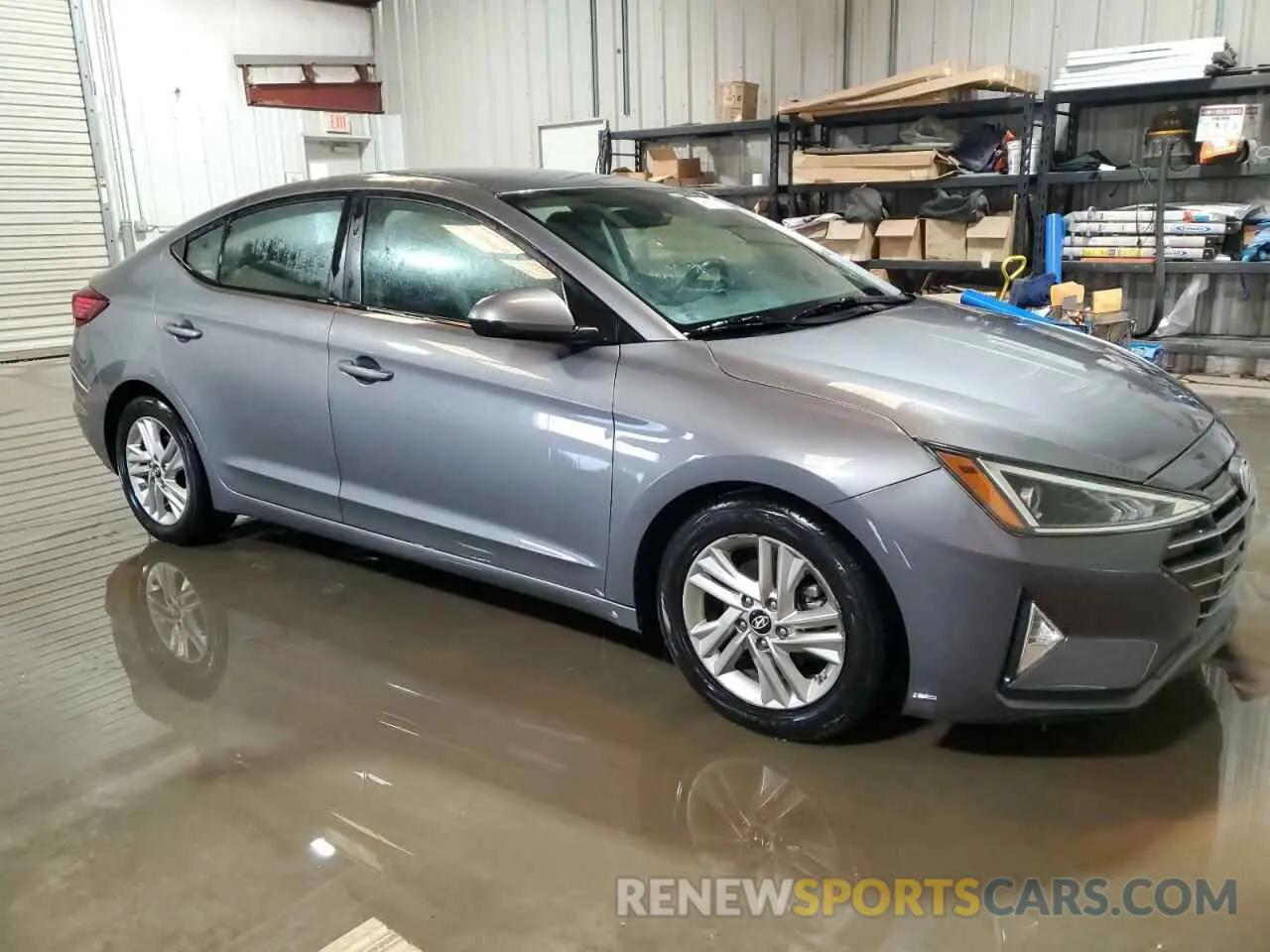 4 Photograph of a damaged car 5NPD84LF6KH428002 HYUNDAI ELANTRA 2019