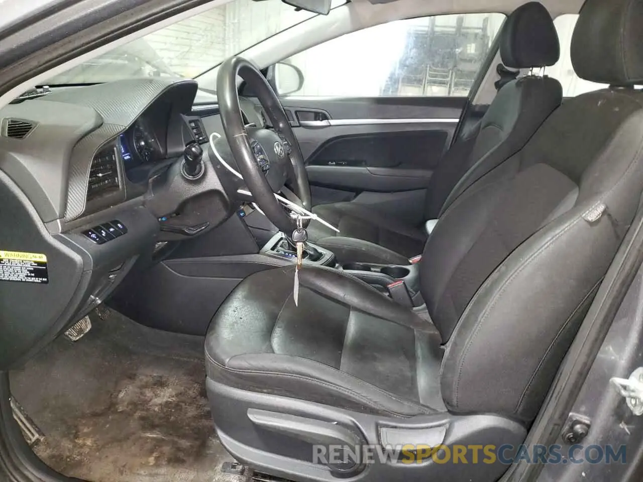 7 Photograph of a damaged car 5NPD84LF6KH428002 HYUNDAI ELANTRA 2019