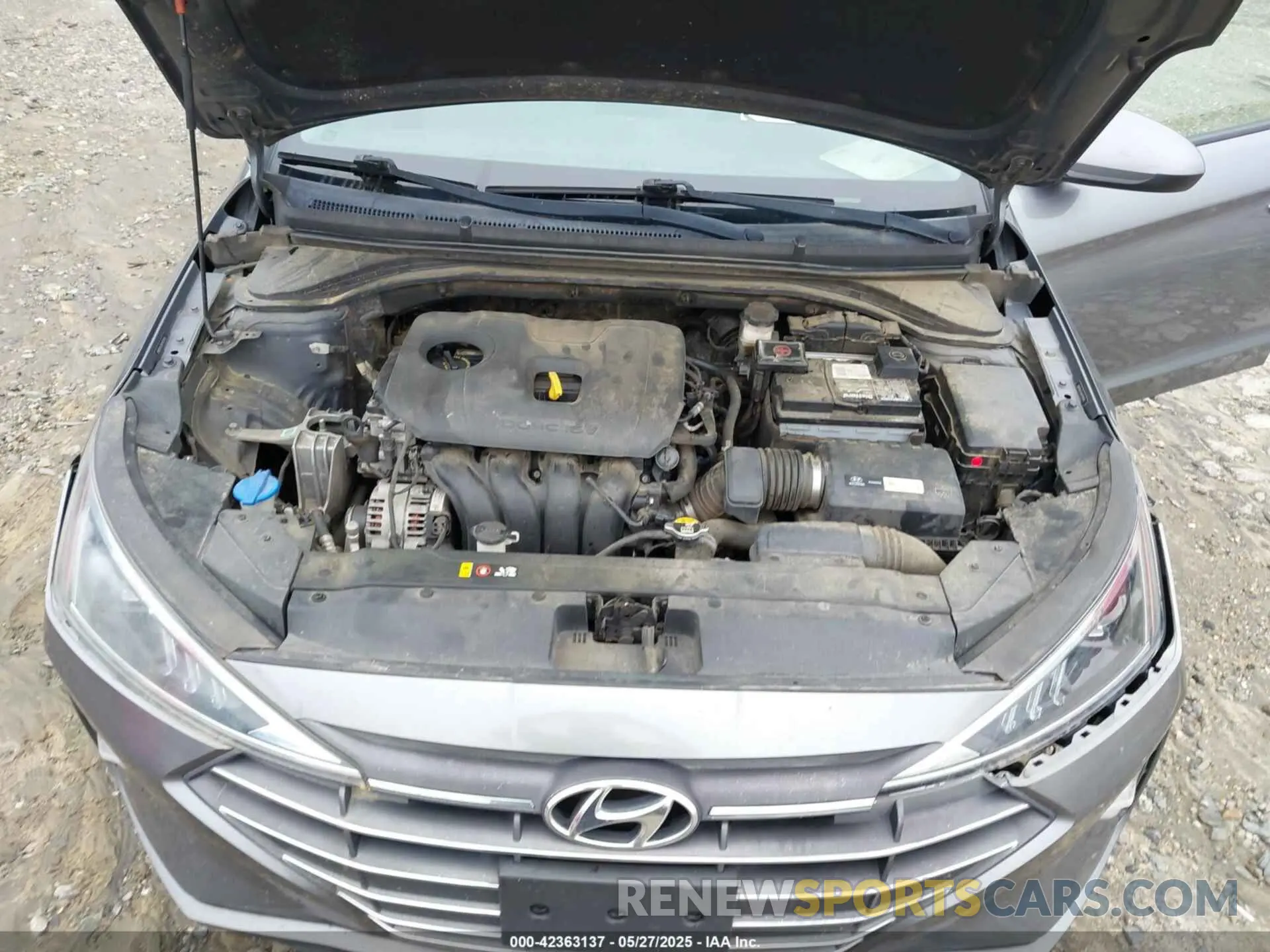 10 Photograph of a damaged car 5NPD84LF6KH429456 HYUNDAI ELANTRA 2019