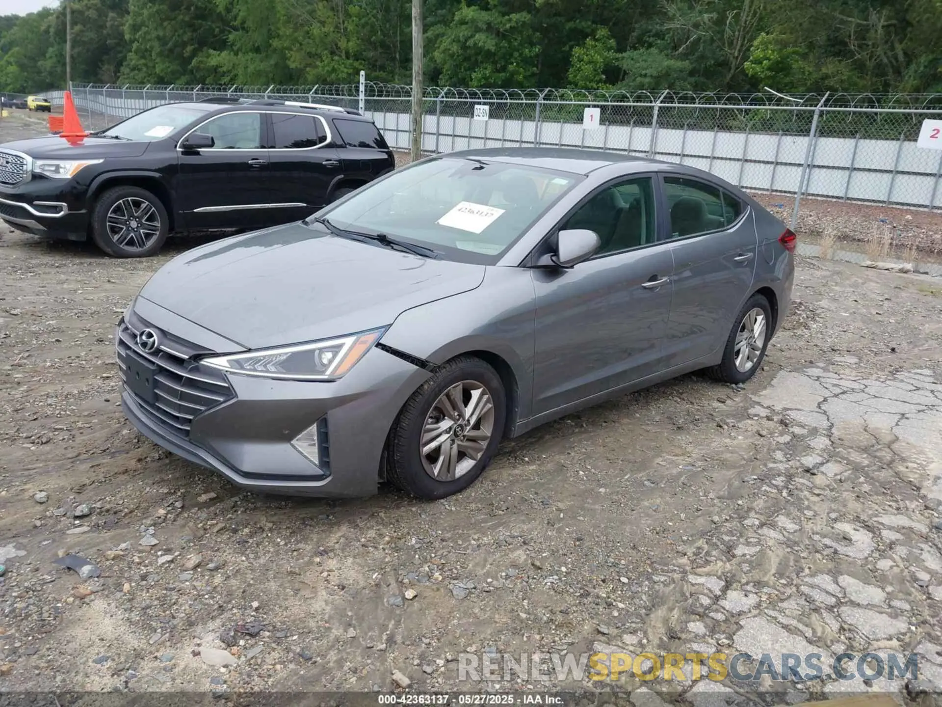 2 Photograph of a damaged car 5NPD84LF6KH429456 HYUNDAI ELANTRA 2019