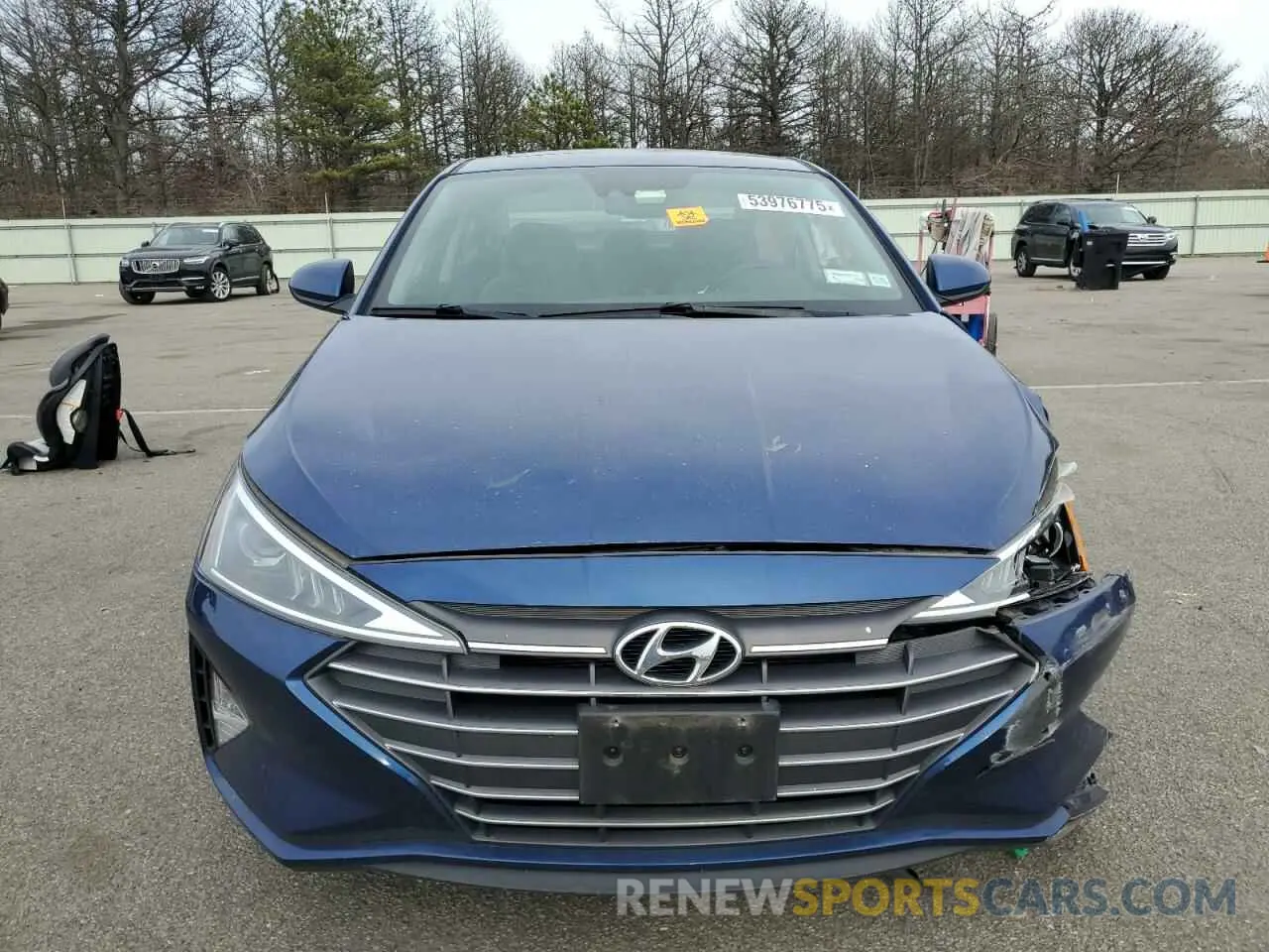 5 Photograph of a damaged car 5NPD84LF6KH429604 HYUNDAI ELANTRA 2019