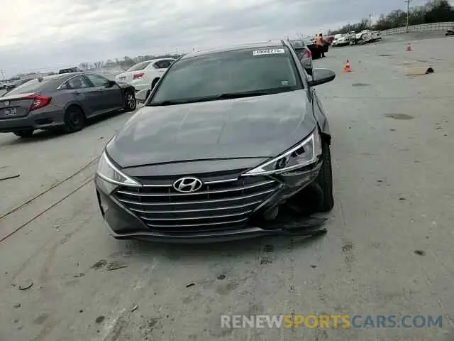 11 Photograph of a damaged car 5NPD84LF6KH450811 HYUNDAI ELANTRA 2019