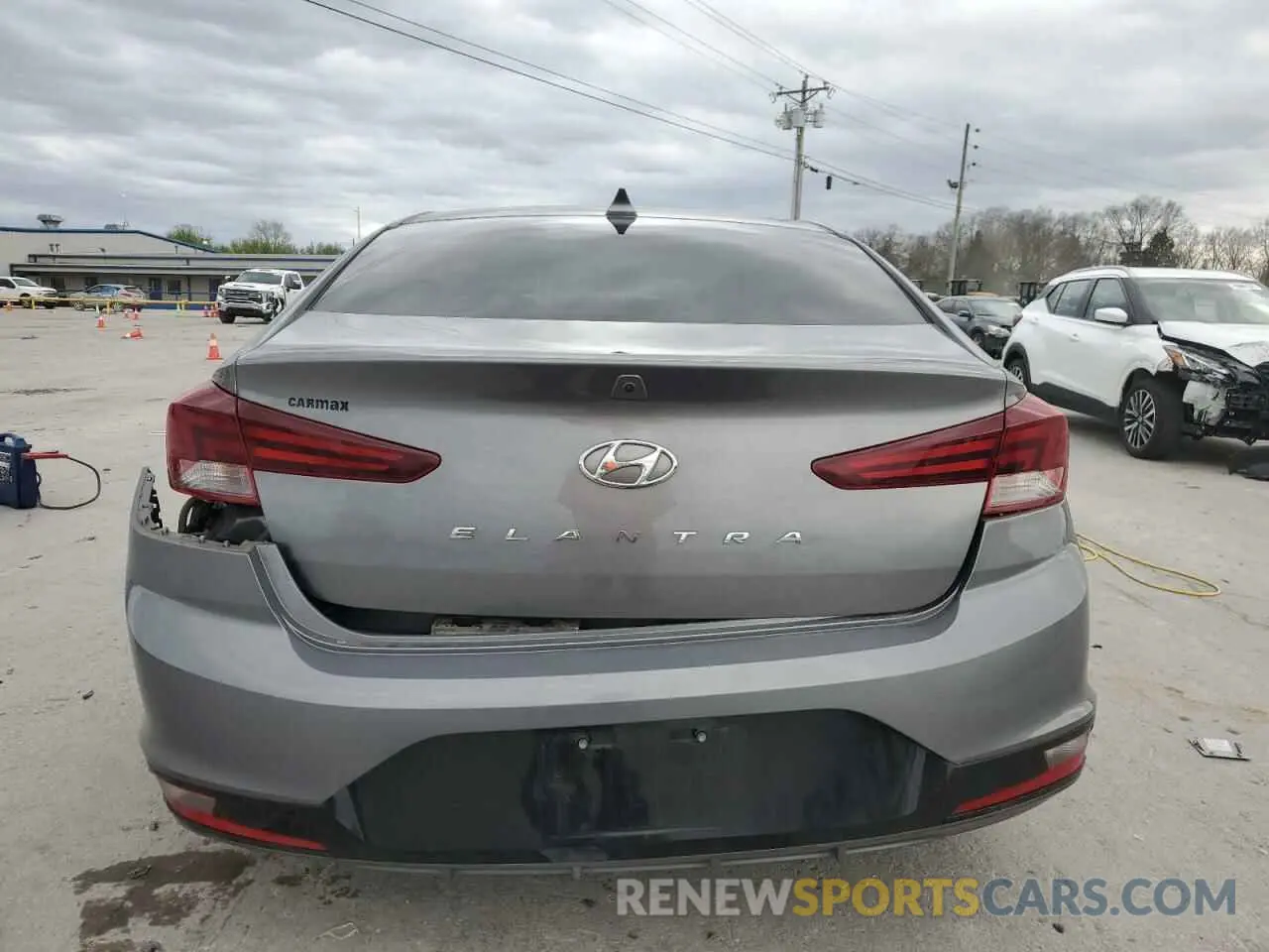 6 Photograph of a damaged car 5NPD84LF6KH450811 HYUNDAI ELANTRA 2019