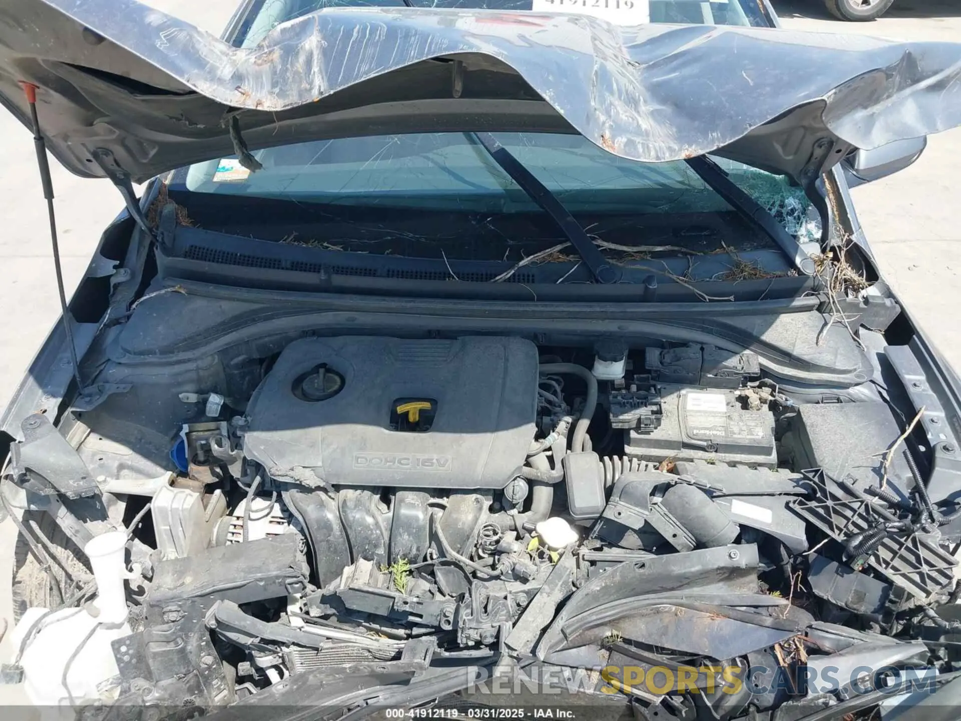 10 Photograph of a damaged car 5NPD84LF6KH453627 HYUNDAI ELANTRA 2019