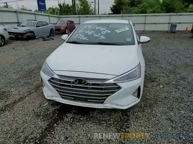 11 Photograph of a damaged car 5NPD84LF6KH473019 HYUNDAI ELANTRA 2019