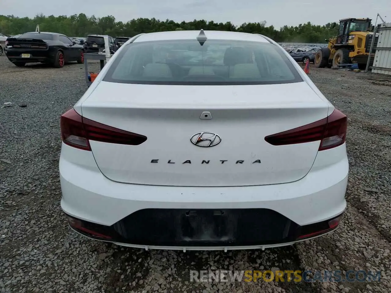 6 Photograph of a damaged car 5NPD84LF6KH473019 HYUNDAI ELANTRA 2019