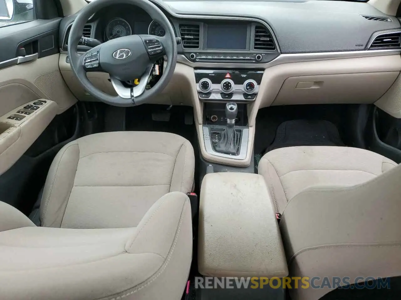 8 Photograph of a damaged car 5NPD84LF6KH473019 HYUNDAI ELANTRA 2019