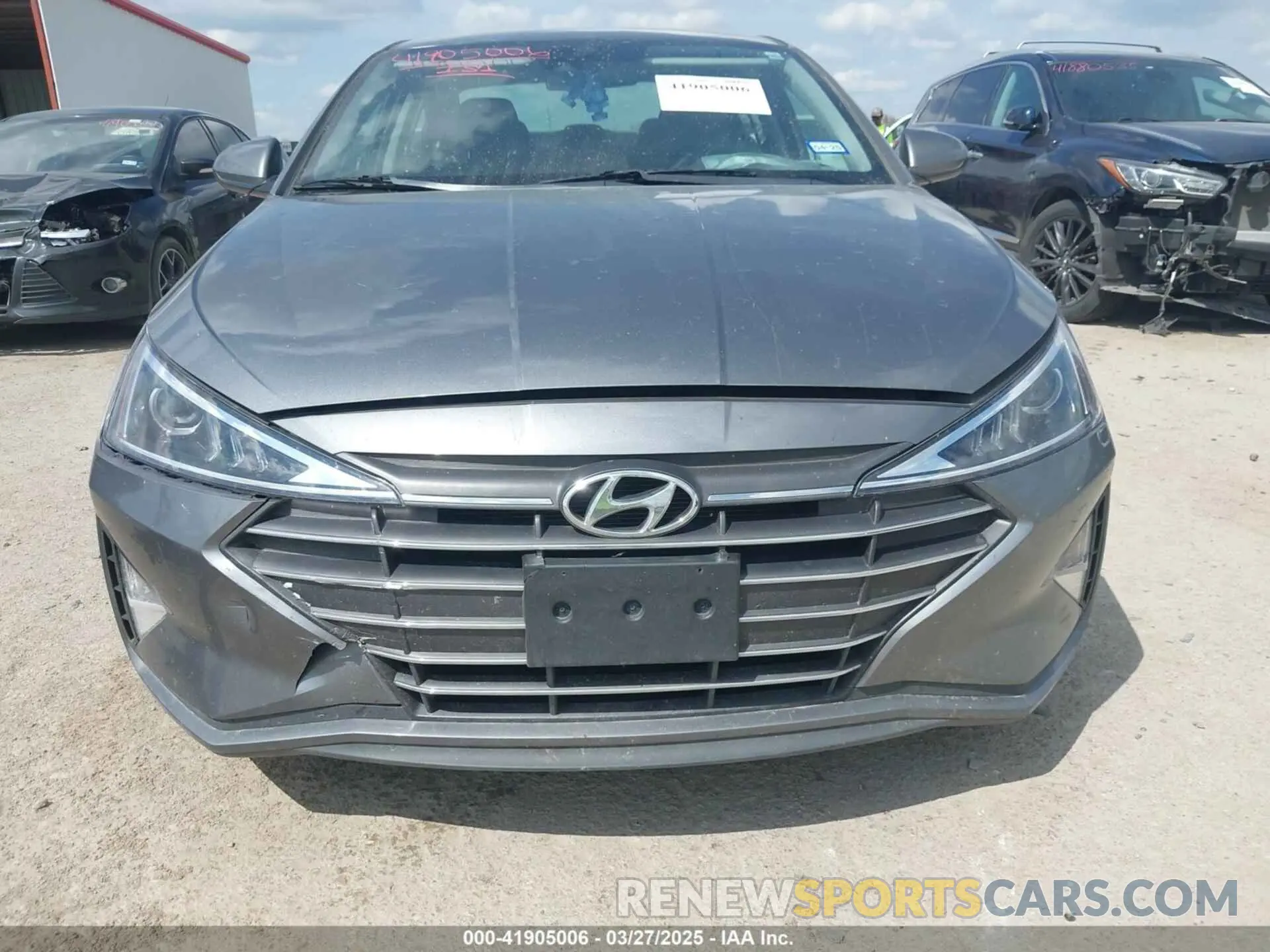 12 Photograph of a damaged car 5NPD84LF6KH480049 HYUNDAI ELANTRA 2019
