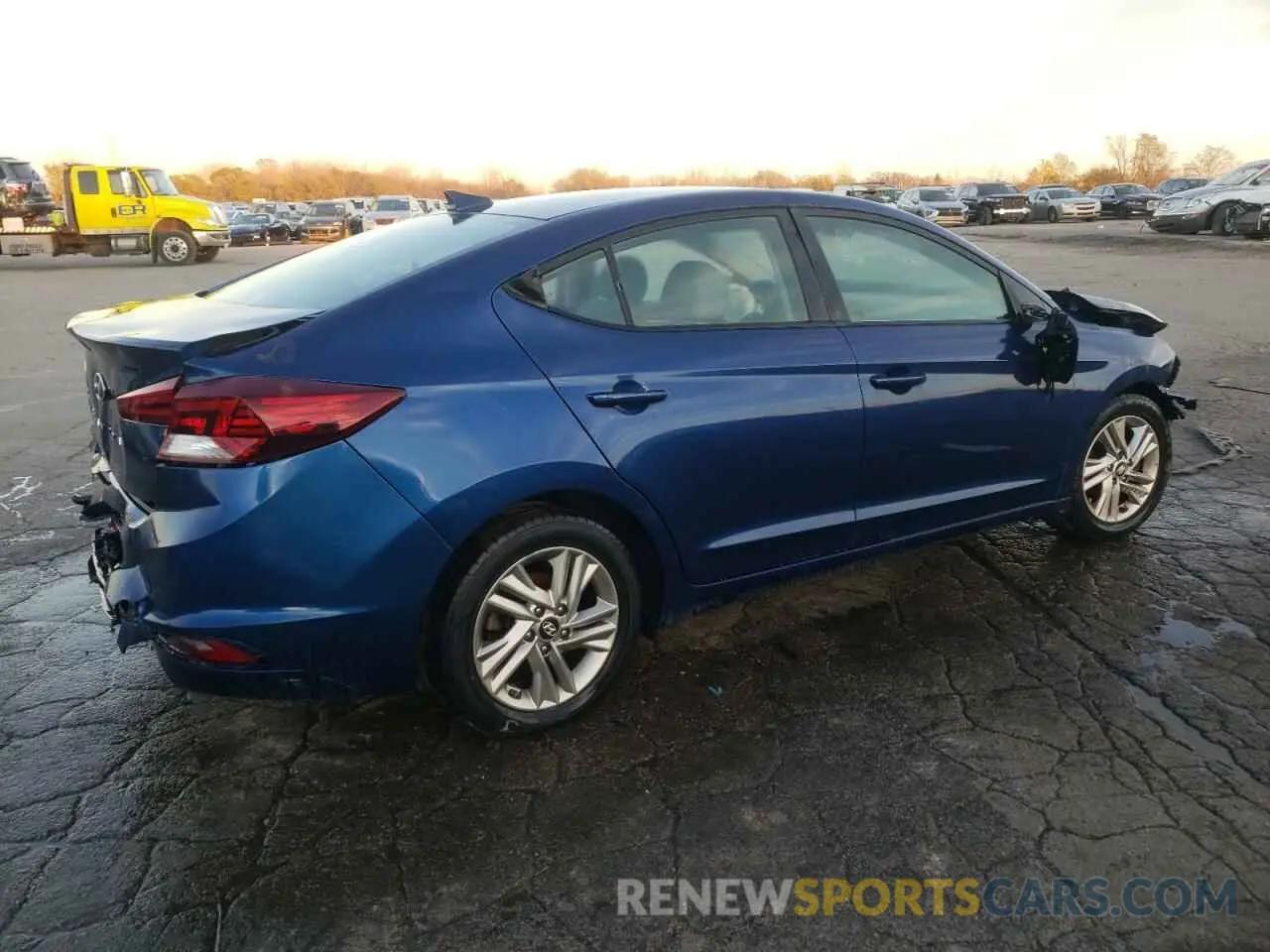 3 Photograph of a damaged car 5NPD84LF6KH481217 HYUNDAI ELANTRA 2019