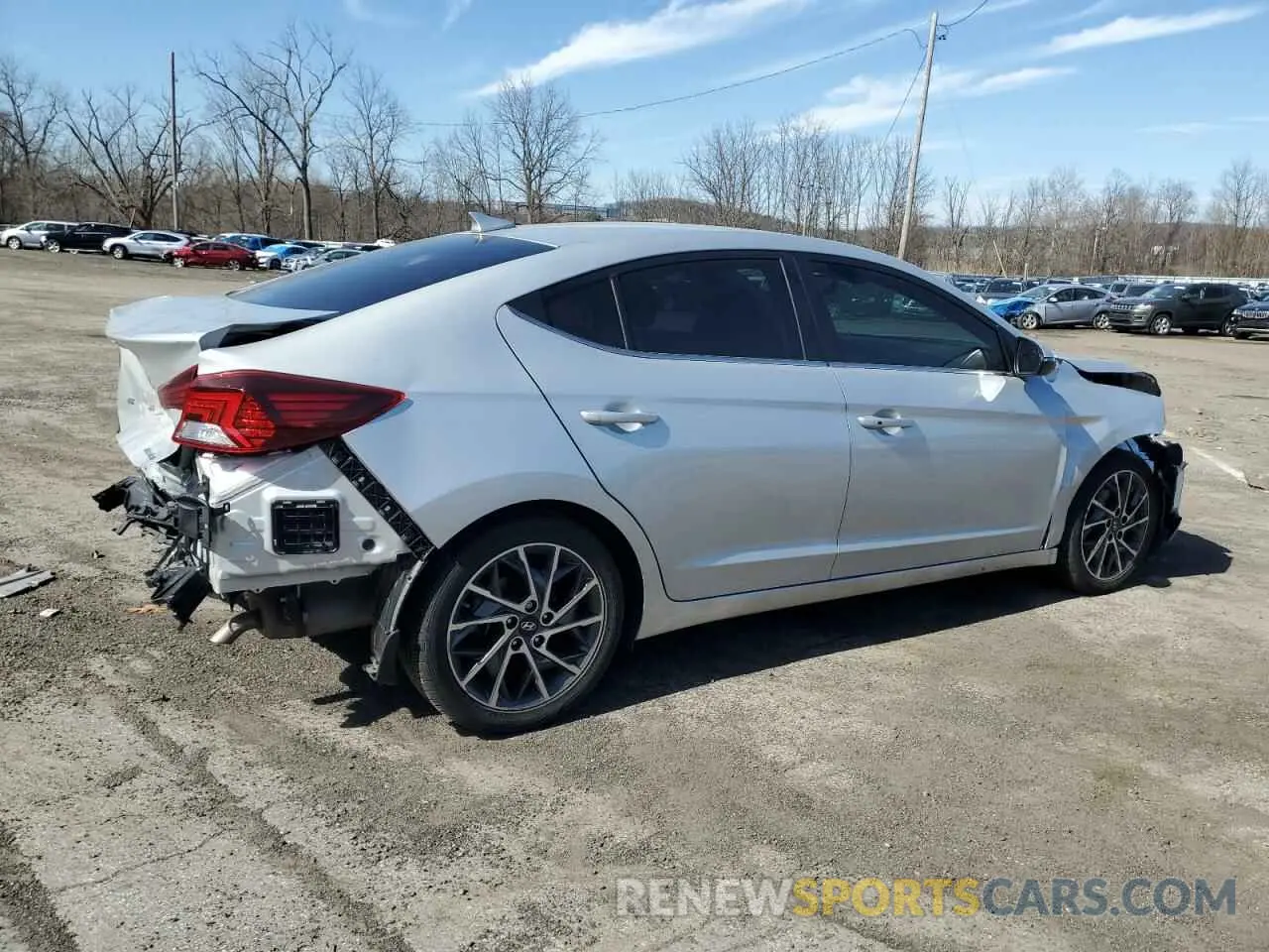 3 Photograph of a damaged car 5NPD84LF6KH484778 HYUNDAI ELANTRA 2019