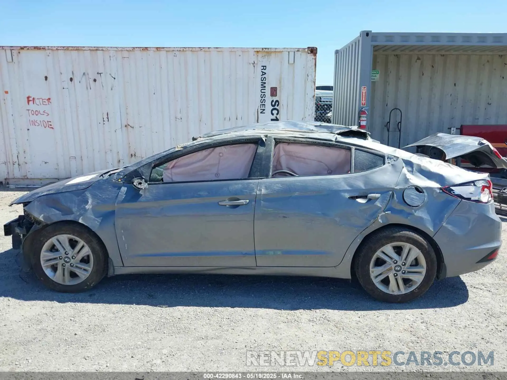 15 Photograph of a damaged car 5NPD84LF6KH489088 HYUNDAI ELANTRA 2019