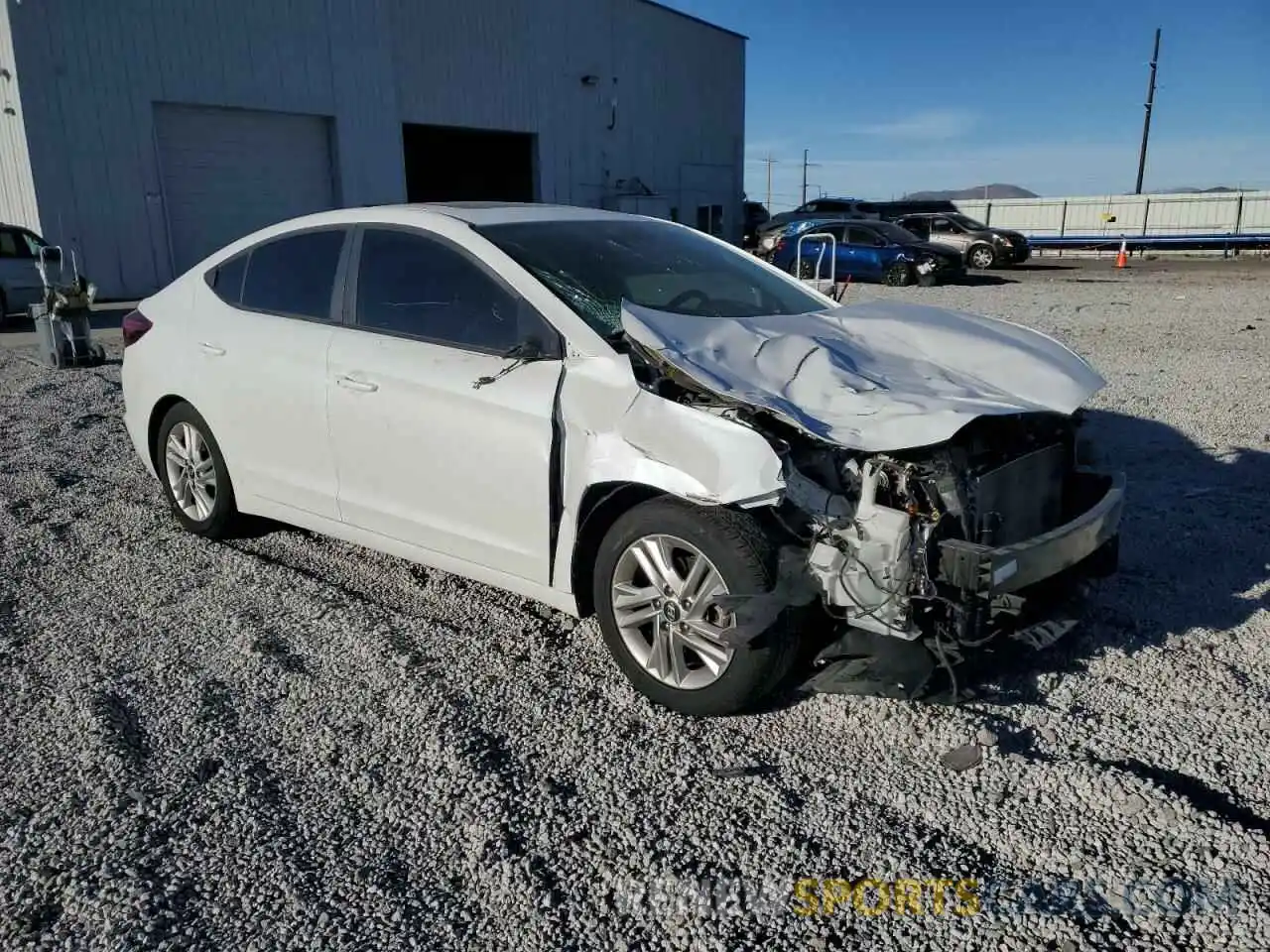 4 Photograph of a damaged car 5NPD84LF7KH415288 HYUNDAI ELANTRA 2019