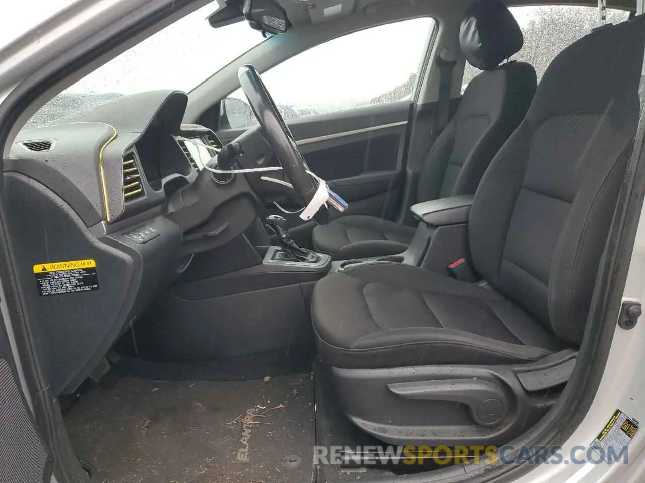 7 Photograph of a damaged car 5NPD84LF7KH420278 HYUNDAI ELANTRA 2019