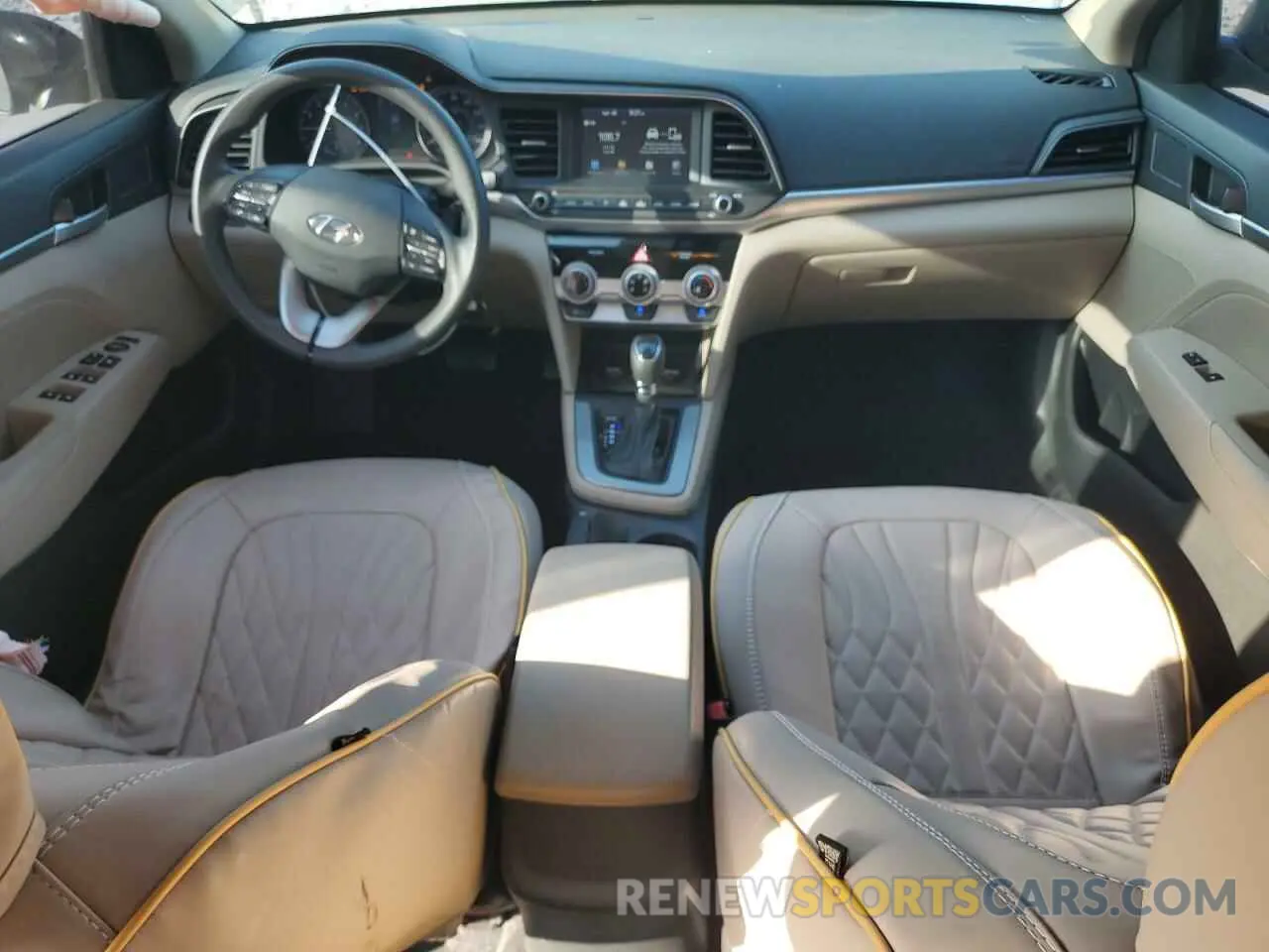 8 Photograph of a damaged car 5NPD84LF7KH420569 HYUNDAI ELANTRA 2019
