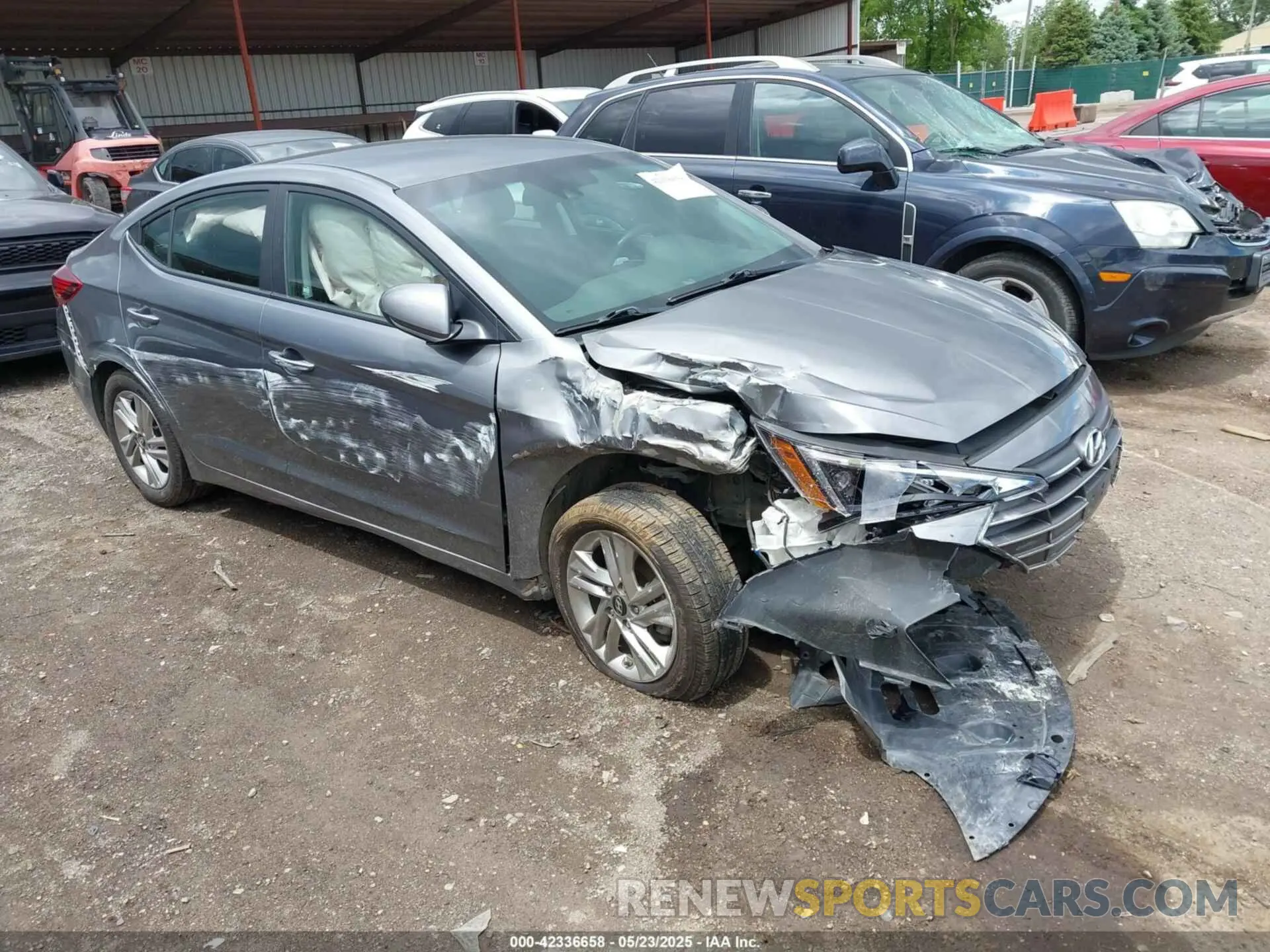 1 Photograph of a damaged car 5NPD84LF7KH422483 HYUNDAI ELANTRA 2019