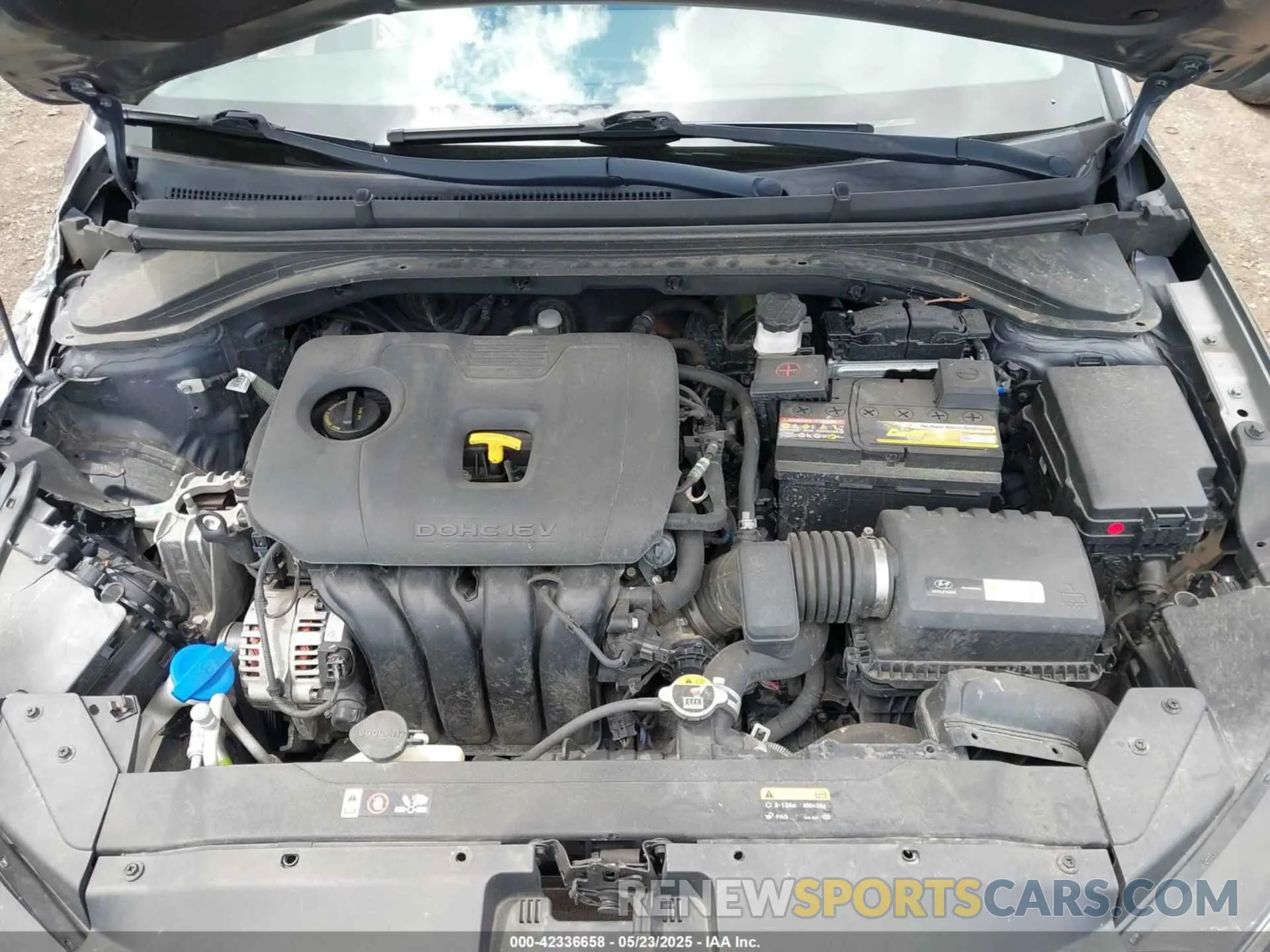 10 Photograph of a damaged car 5NPD84LF7KH422483 HYUNDAI ELANTRA 2019