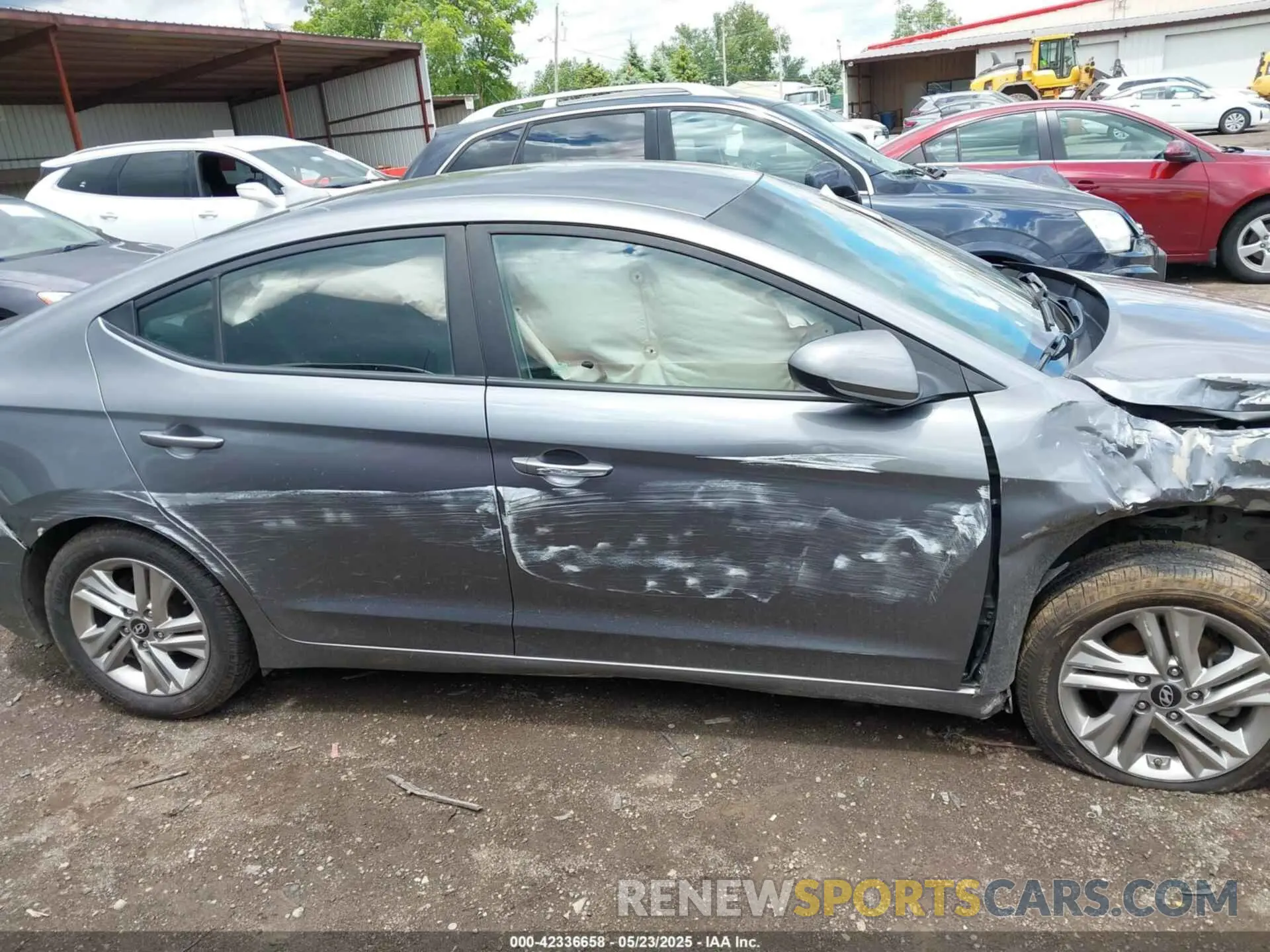 14 Photograph of a damaged car 5NPD84LF7KH422483 HYUNDAI ELANTRA 2019