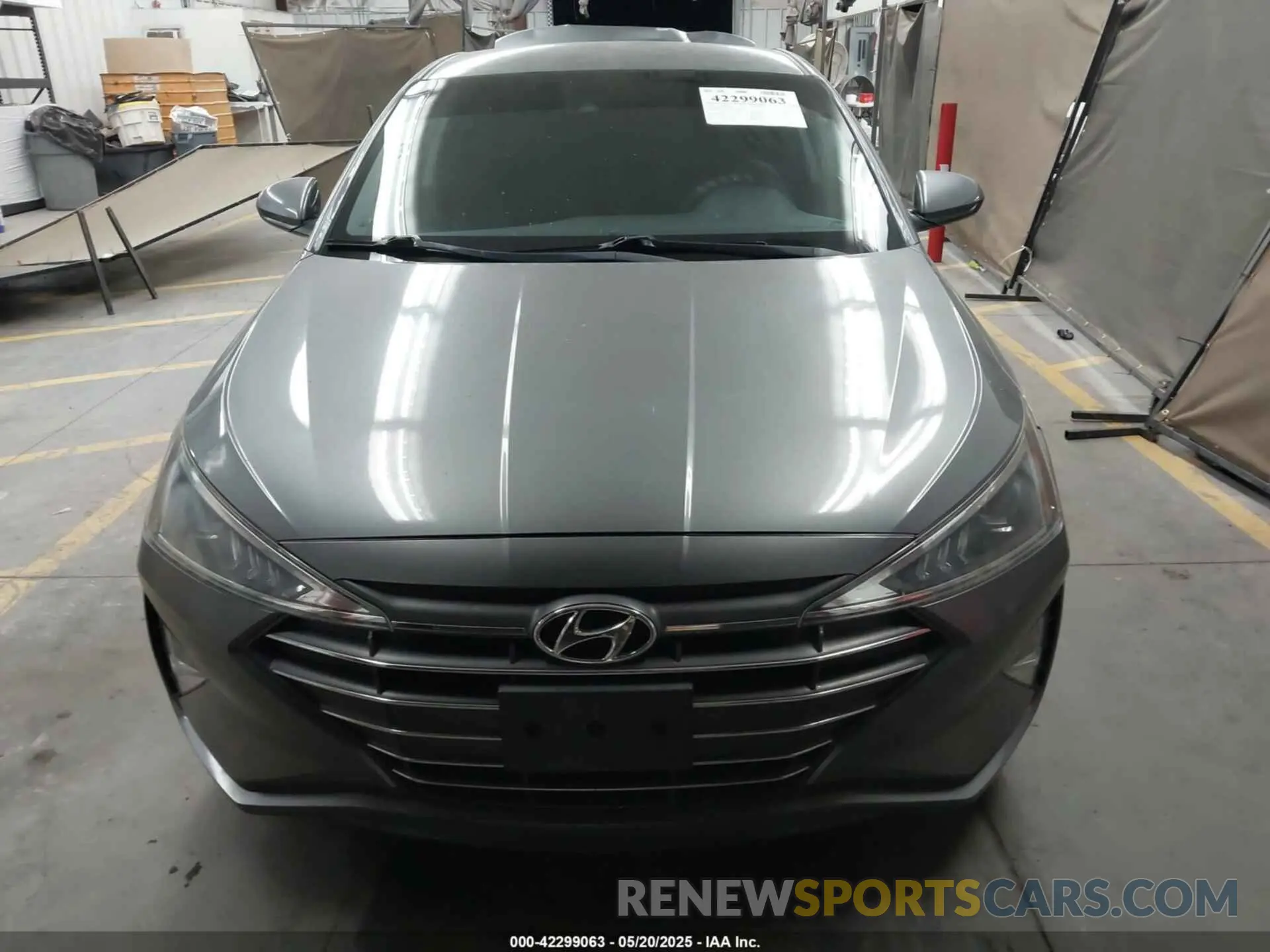 12 Photograph of a damaged car 5NPD84LF7KH424833 HYUNDAI ELANTRA 2019