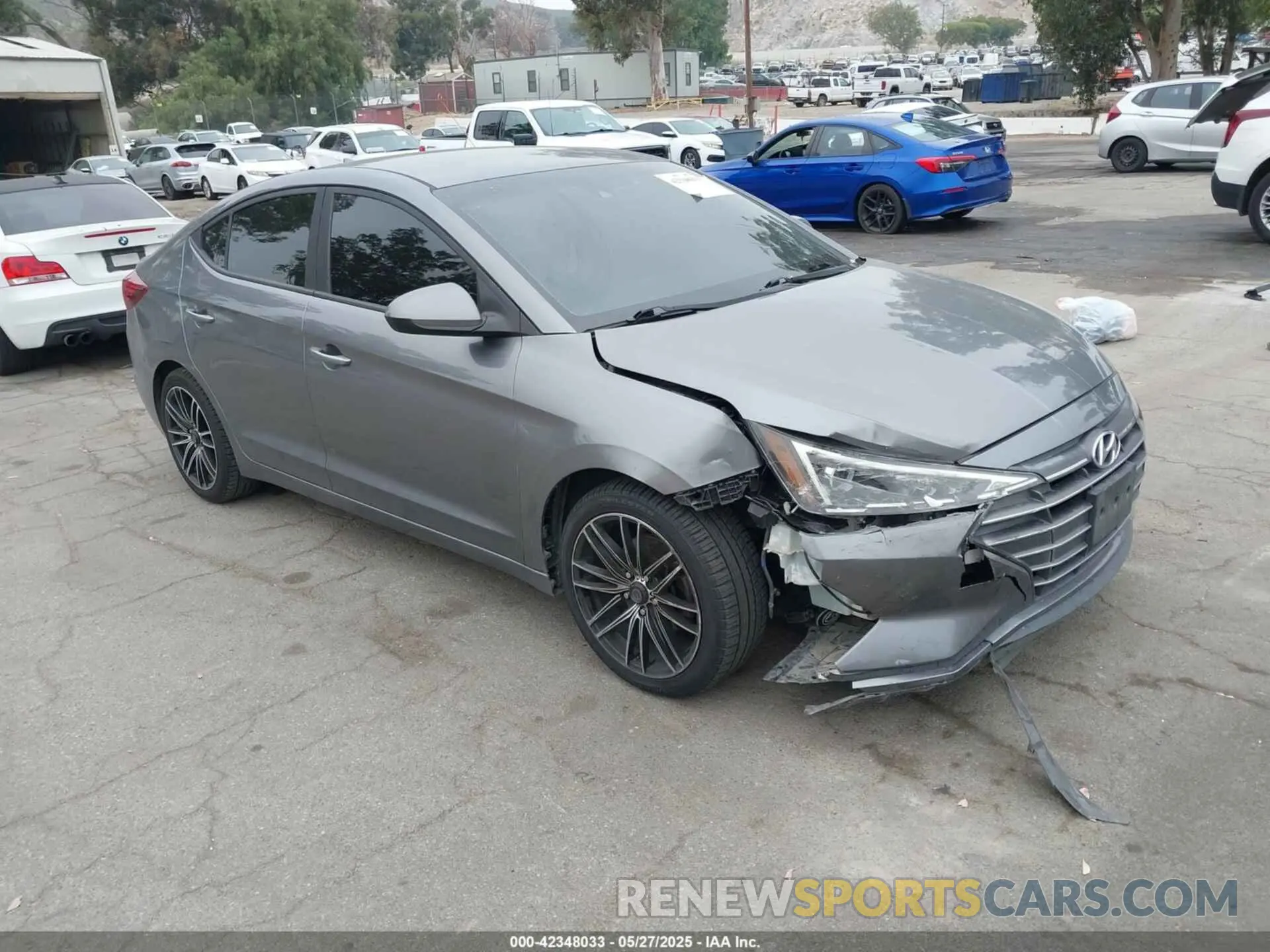 1 Photograph of a damaged car 5NPD84LF7KH446895 HYUNDAI ELANTRA 2019