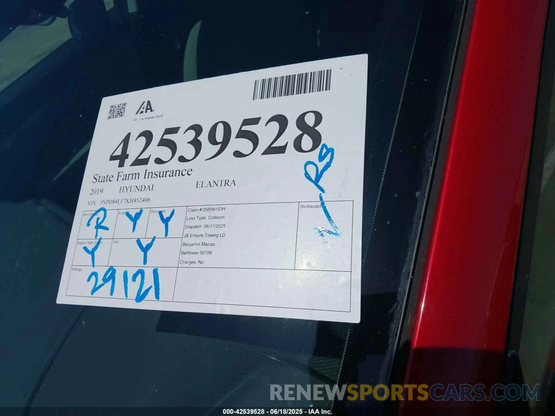 17 Photograph of a damaged car 5NPD84LF7KH452406 HYUNDAI ELANTRA 2019