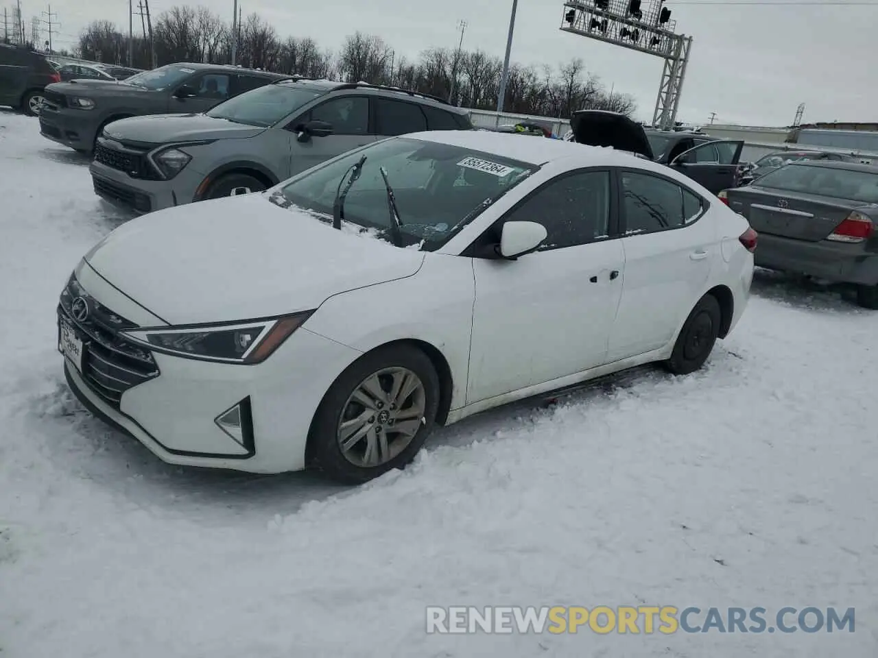 1 Photograph of a damaged car 5NPD84LF7KH457282 HYUNDAI ELANTRA 2019