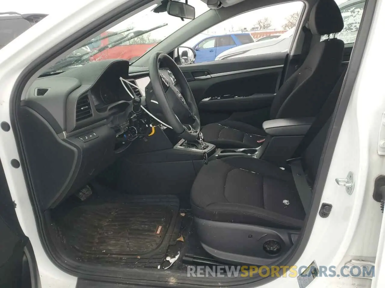 7 Photograph of a damaged car 5NPD84LF7KH457282 HYUNDAI ELANTRA 2019