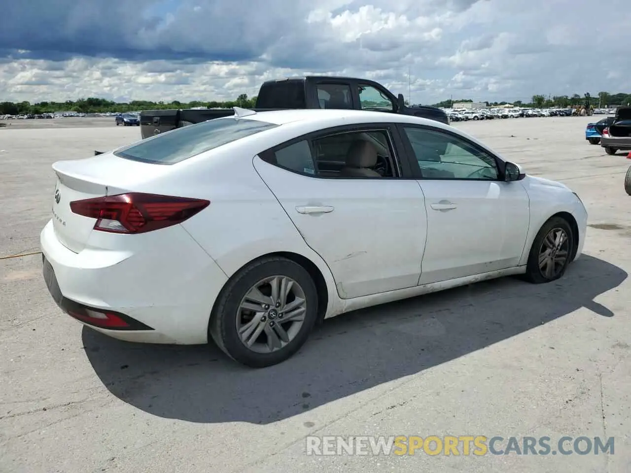 3 Photograph of a damaged car 5NPD84LF7KH458951 HYUNDAI ELANTRA 2019