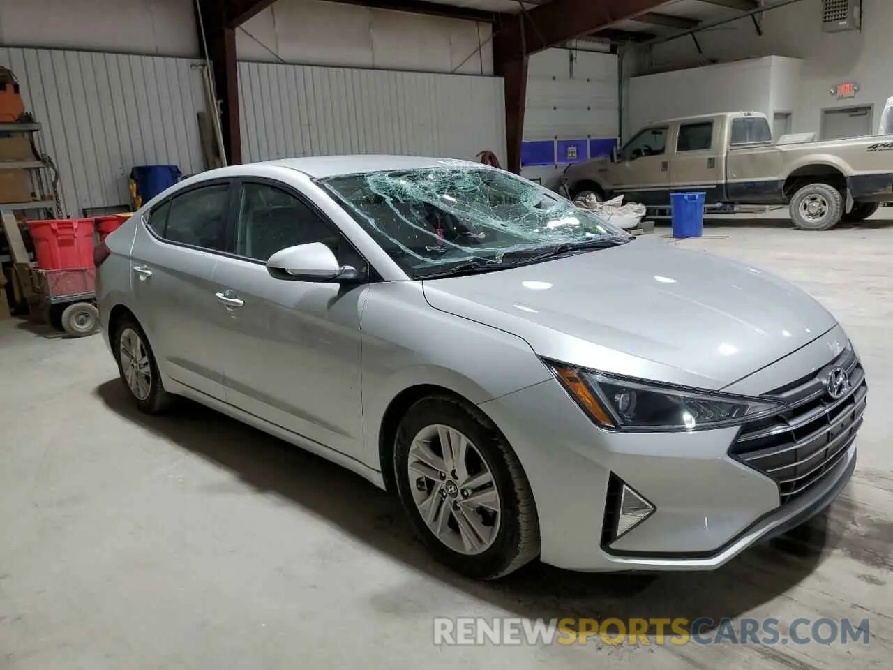 4 Photograph of a damaged car 5NPD84LF7KH461235 HYUNDAI ELANTRA 2019