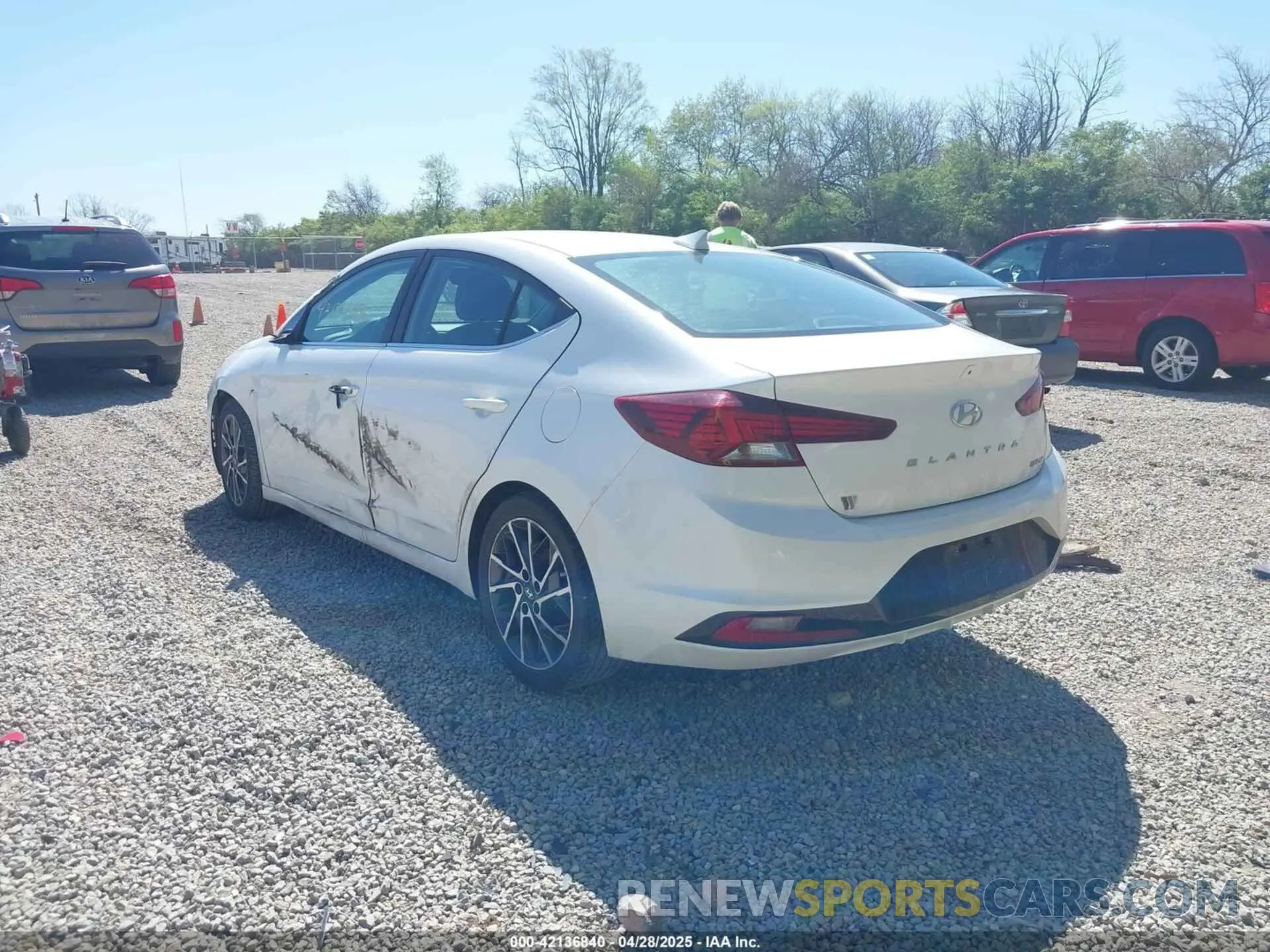 3 Photograph of a damaged car 5NPD84LF7KH464281 HYUNDAI ELANTRA 2019
