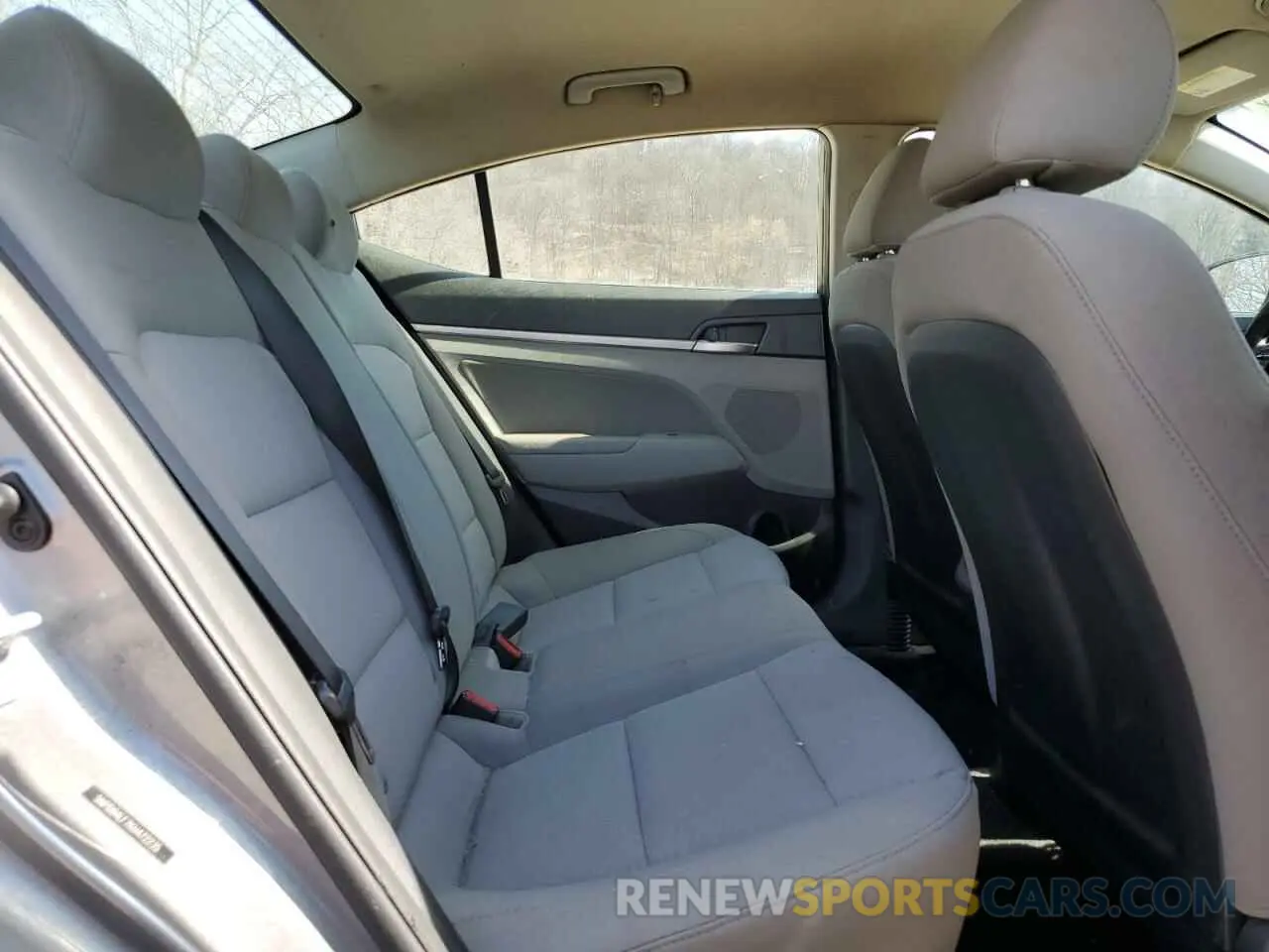10 Photograph of a damaged car 5NPD84LF7KH472235 HYUNDAI ELANTRA 2019