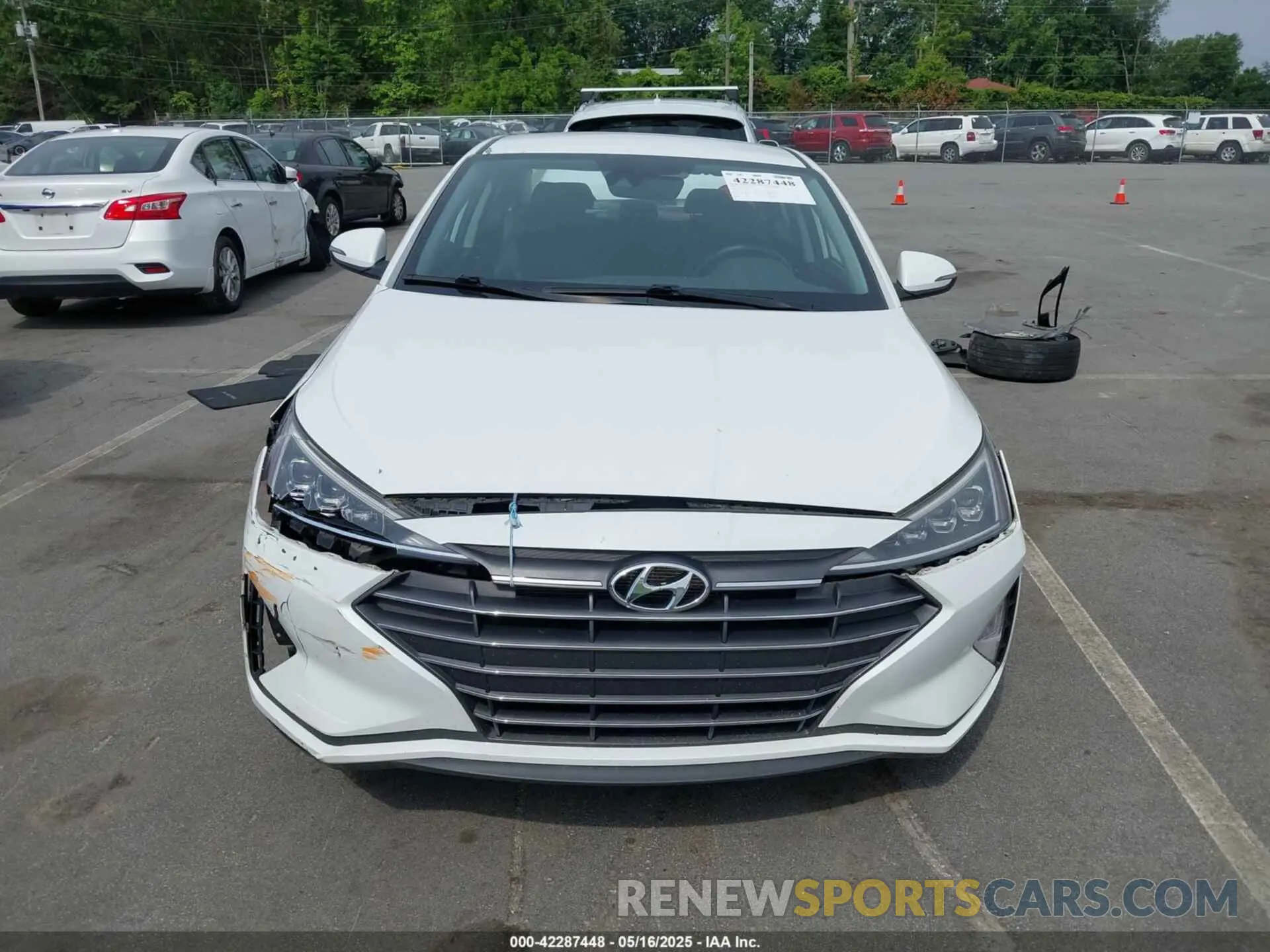 12 Photograph of a damaged car 5NPD84LF7KH474535 HYUNDAI ELANTRA 2019