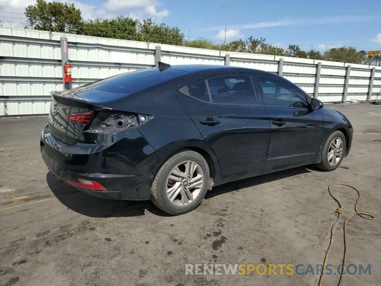 3 Photograph of a damaged car 5NPD84LF7KH482330 HYUNDAI ELANTRA 2019