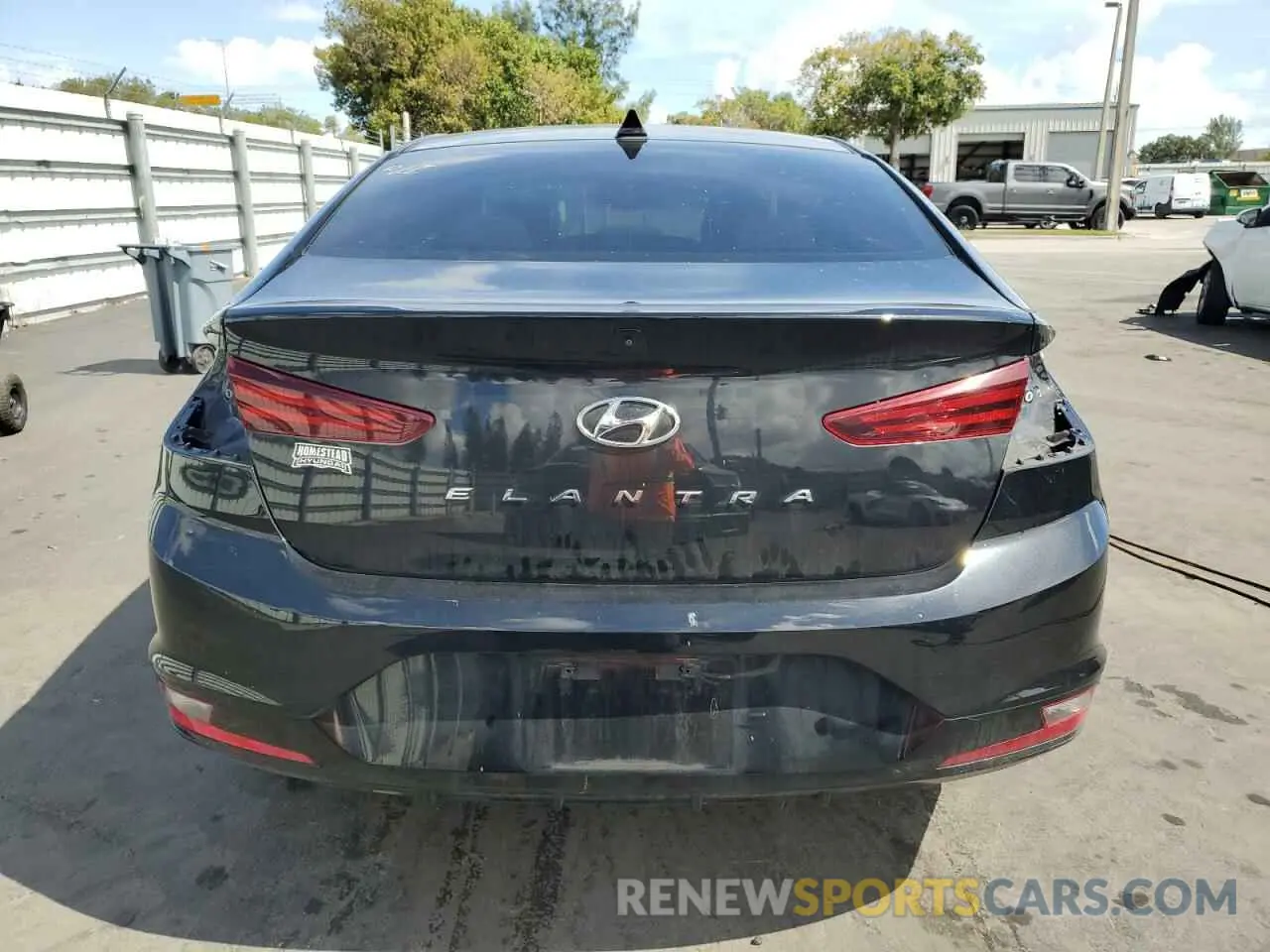 6 Photograph of a damaged car 5NPD84LF7KH482330 HYUNDAI ELANTRA 2019