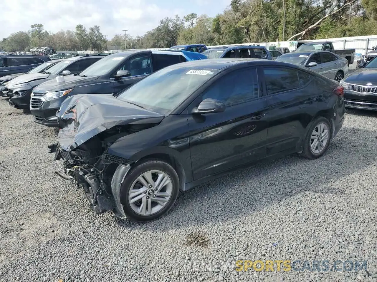 1 Photograph of a damaged car 5NPD84LF8KH405269 HYUNDAI ELANTRA 2019