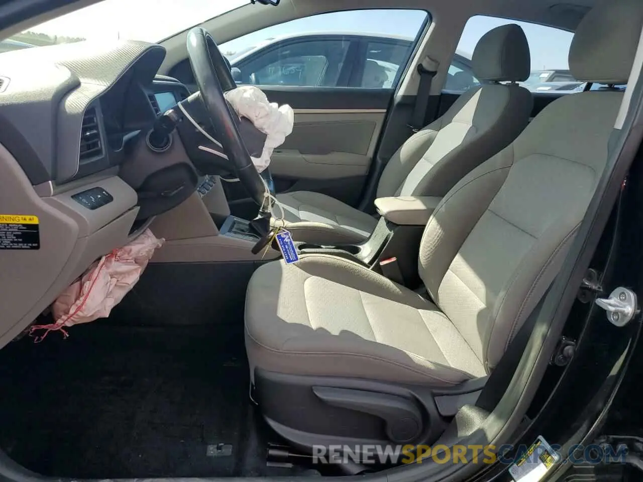 7 Photograph of a damaged car 5NPD84LF8KH405269 HYUNDAI ELANTRA 2019