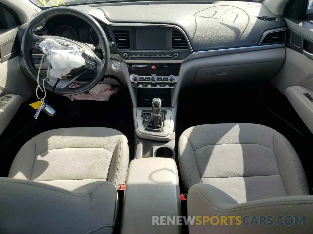 8 Photograph of a damaged car 5NPD84LF8KH405269 HYUNDAI ELANTRA 2019