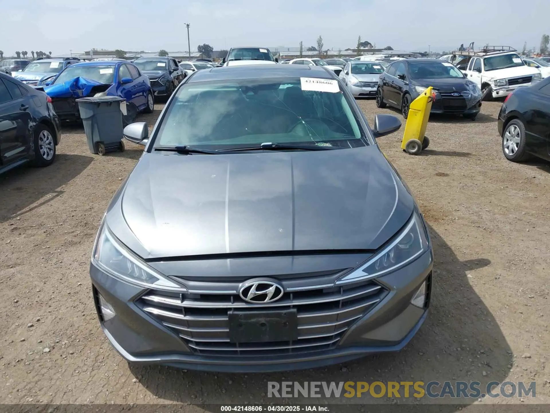 12 Photograph of a damaged car 5NPD84LF8KH414733 HYUNDAI ELANTRA 2019