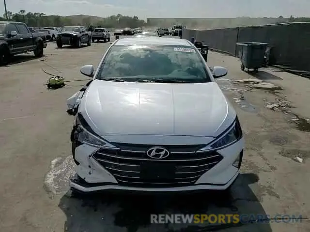 13 Photograph of a damaged car 5NPD84LF8KH429233 HYUNDAI ELANTRA 2019