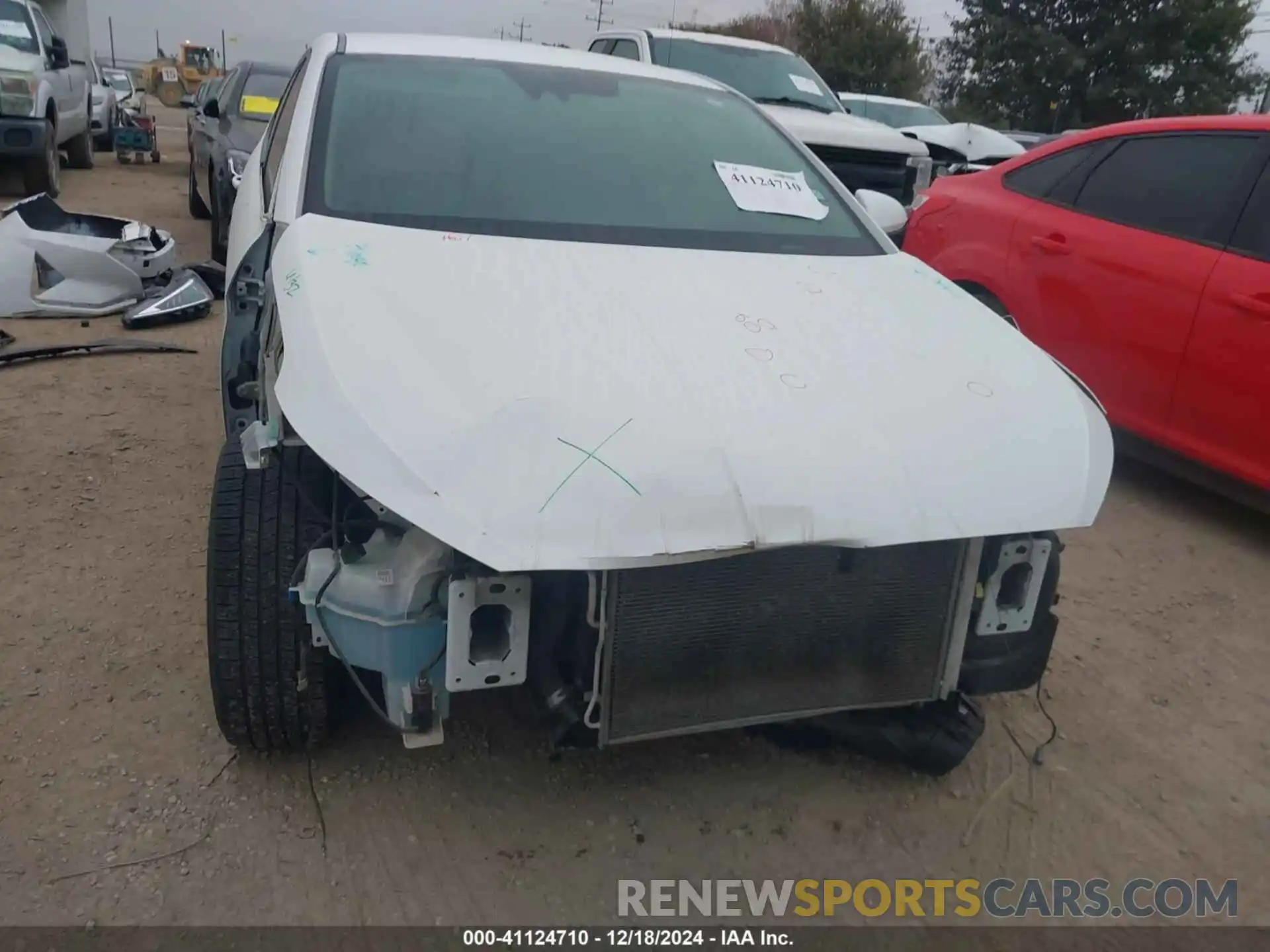 13 Photograph of a damaged car 5NPD84LF8KH430205 HYUNDAI ELANTRA 2019