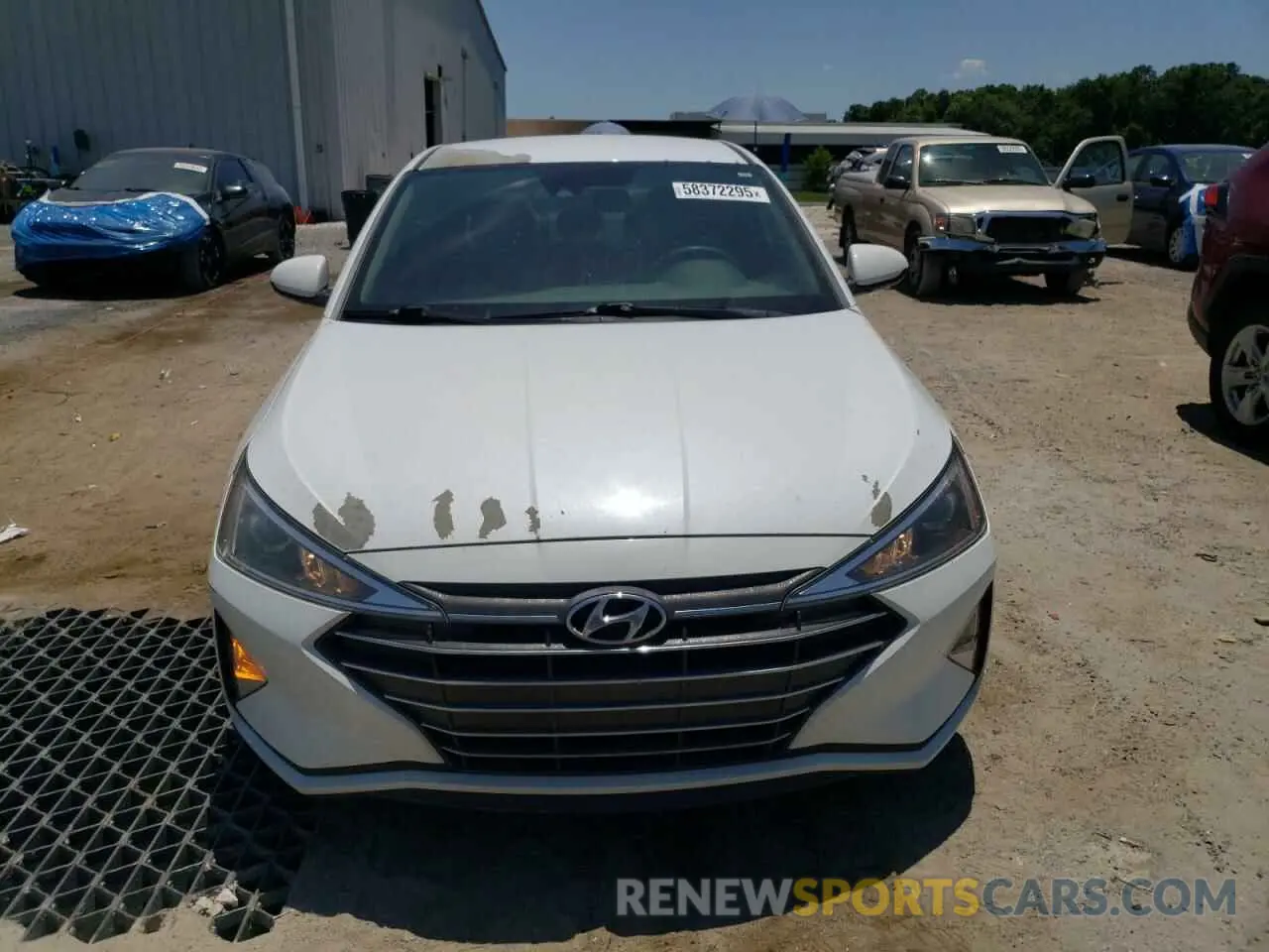 5 Photograph of a damaged car 5NPD84LF8KH438241 HYUNDAI ELANTRA 2019