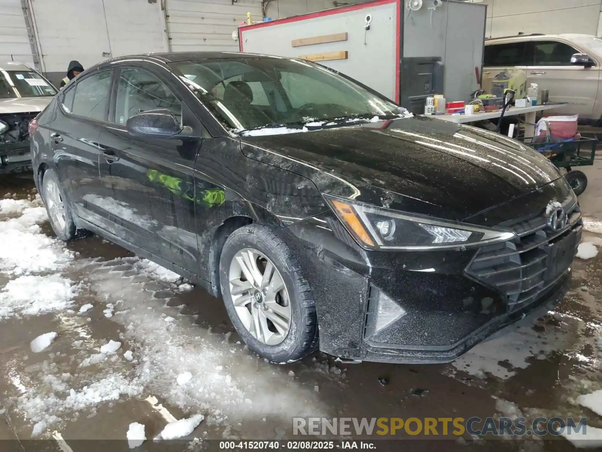 1 Photograph of a damaged car 5NPD84LF8KH443942 HYUNDAI ELANTRA 2019