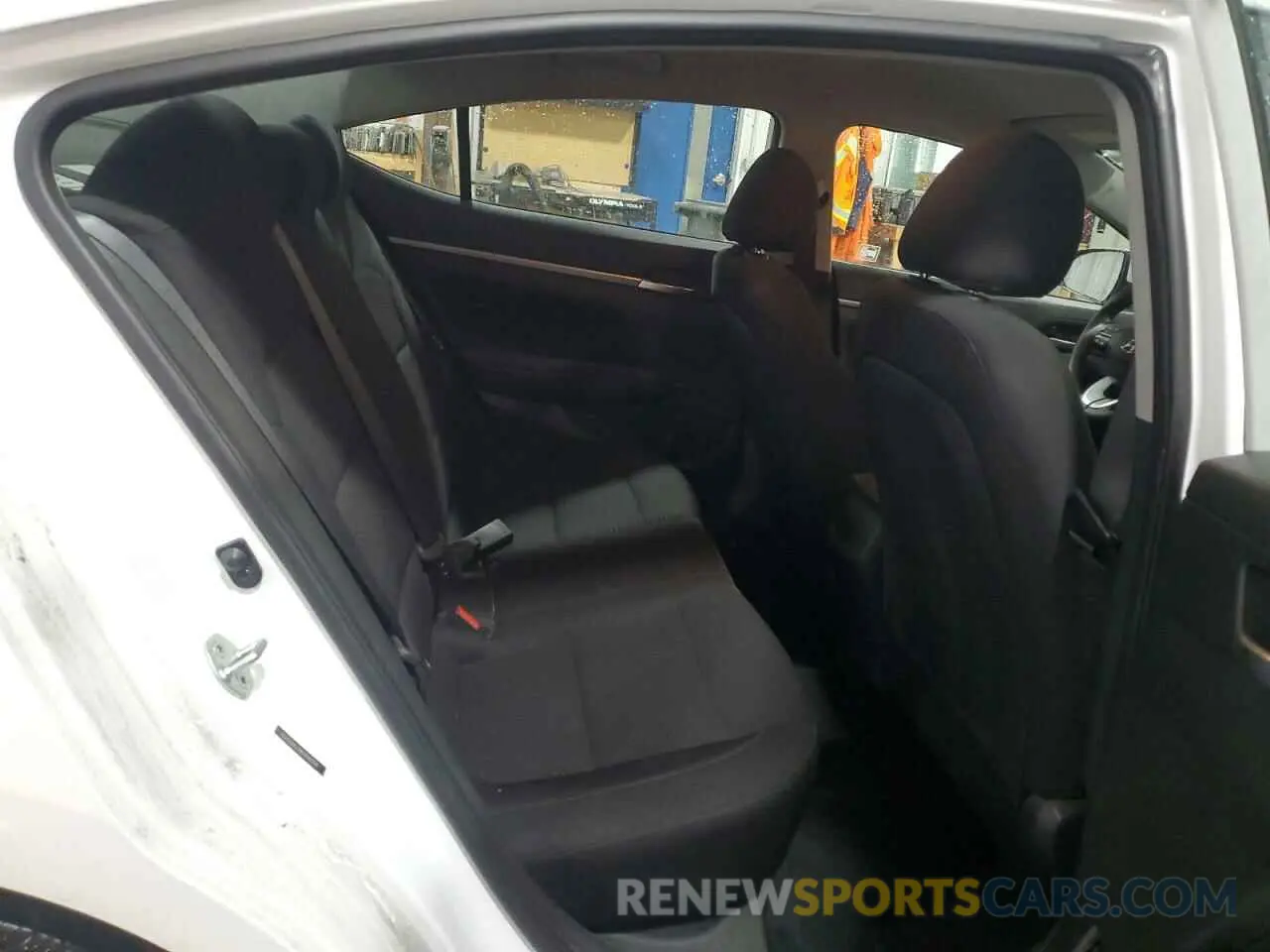 10 Photograph of a damaged car 5NPD84LF8KH444296 HYUNDAI ELANTRA 2019