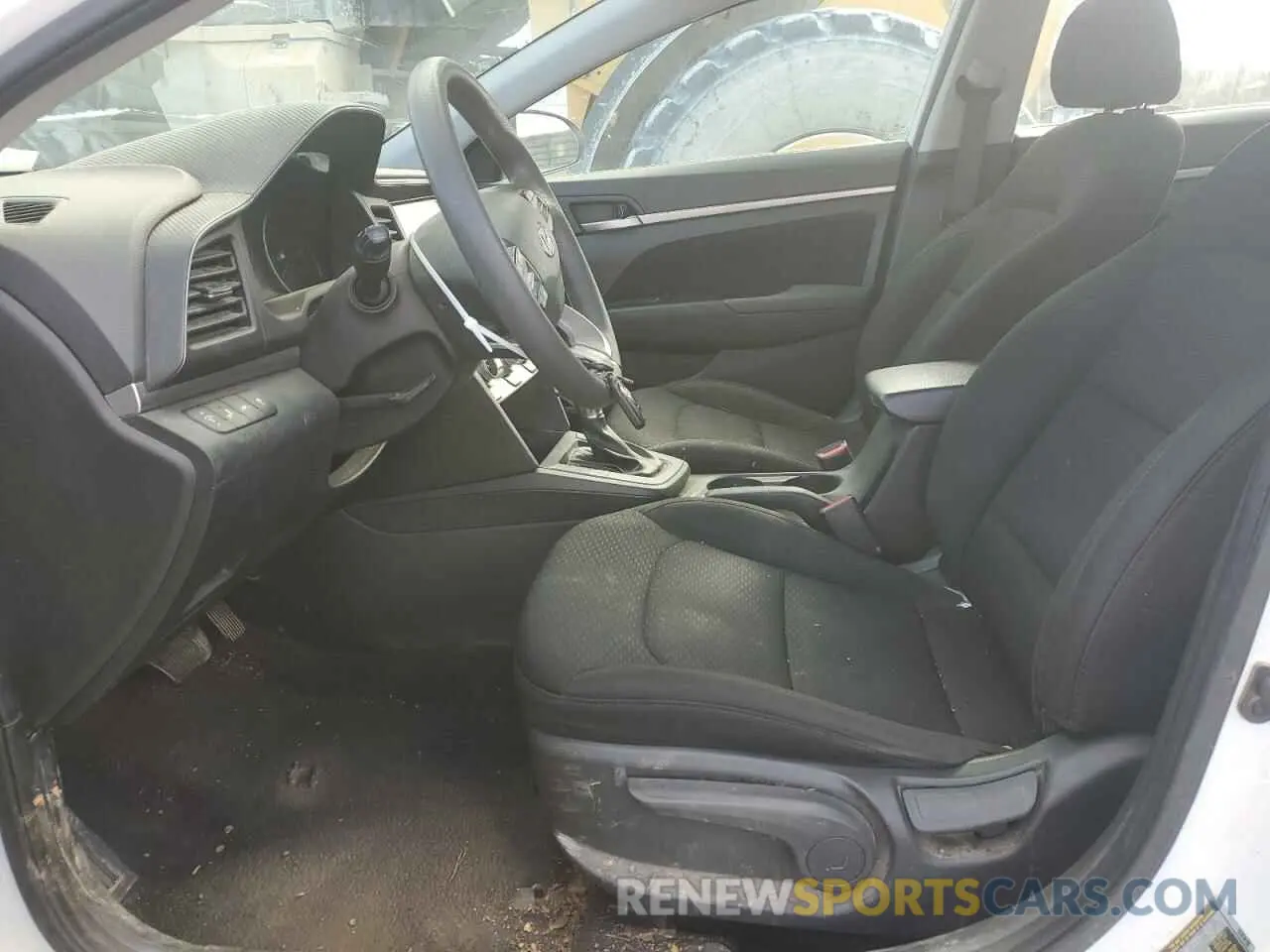 7 Photograph of a damaged car 5NPD84LF8KH449482 HYUNDAI ELANTRA 2019