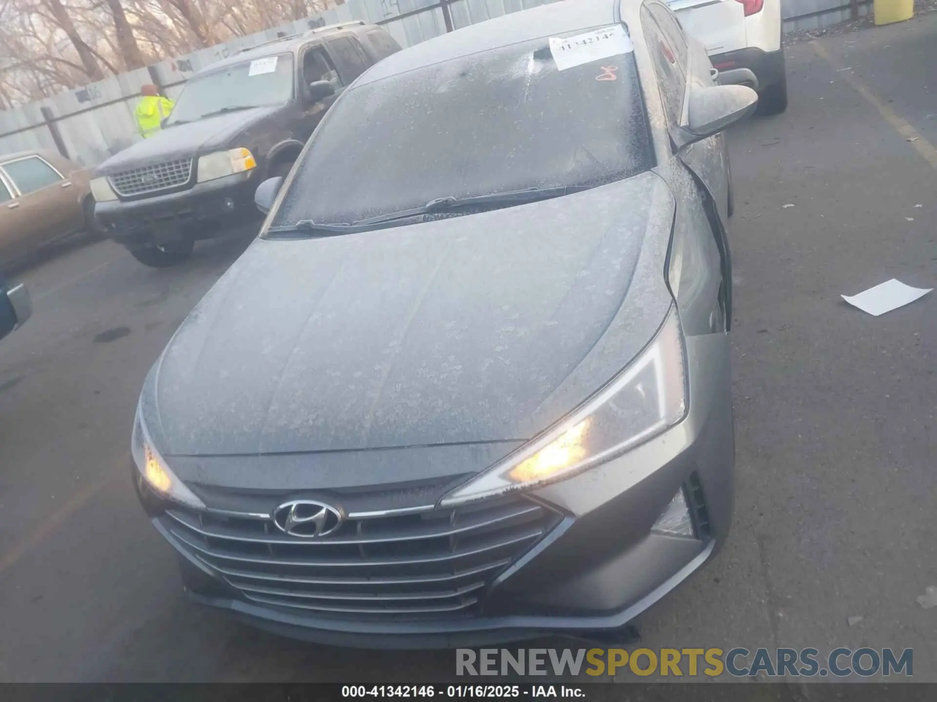 12 Photograph of a damaged car 5NPD84LF8KH453547 HYUNDAI ELANTRA 2019