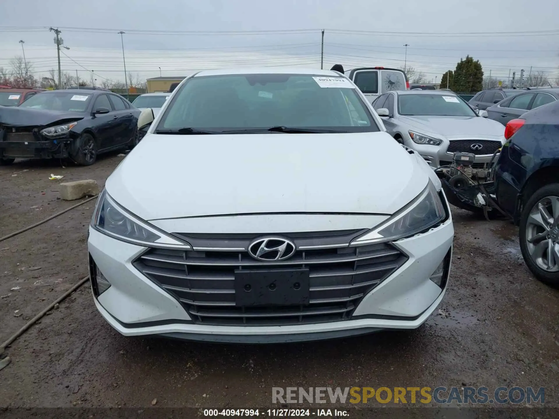 12 Photograph of a damaged car 5NPD84LF9KH431914 HYUNDAI ELANTRA 2019