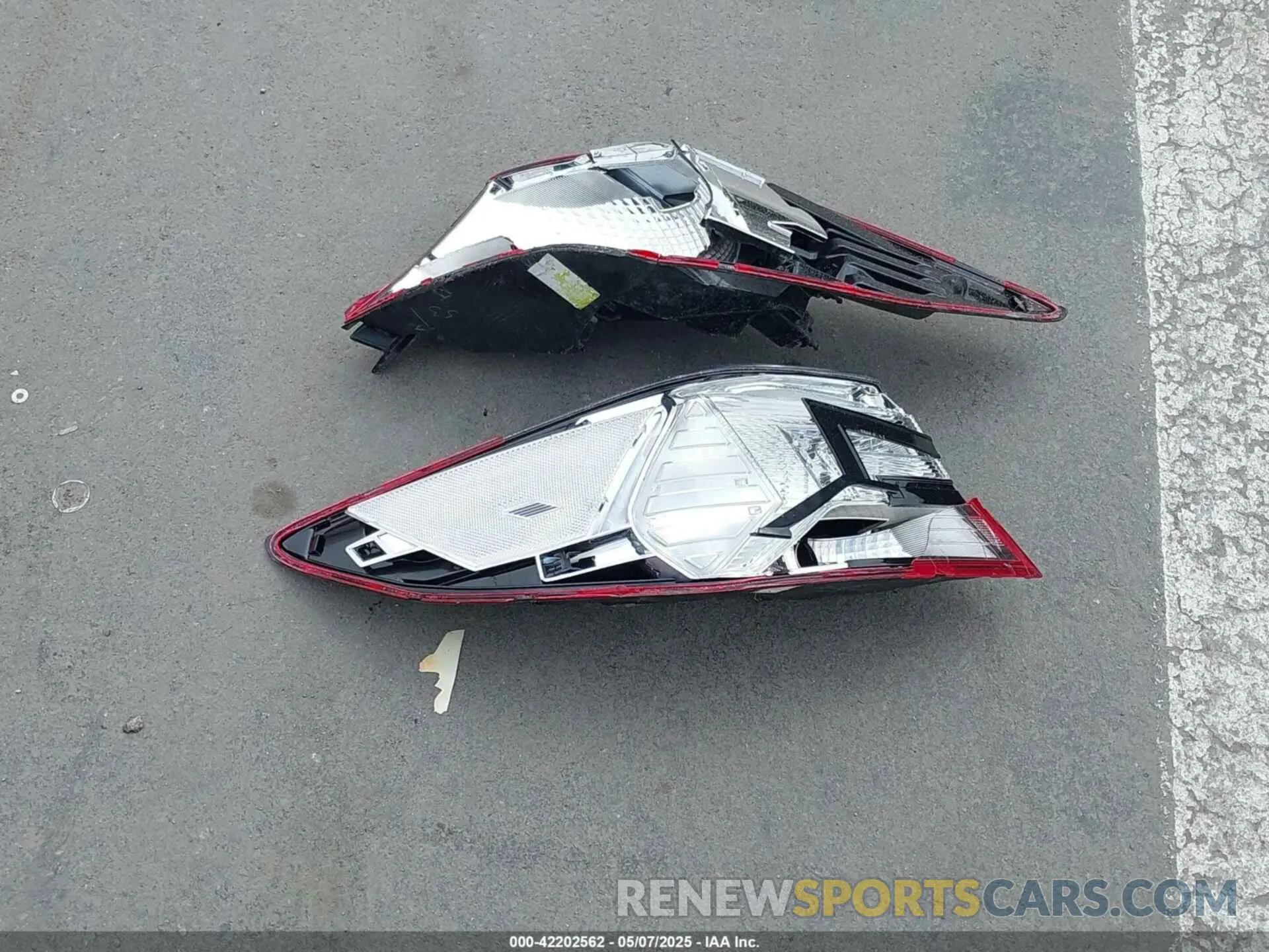 12 Photograph of a damaged car 5NPD84LF9KH436109 HYUNDAI ELANTRA 2019