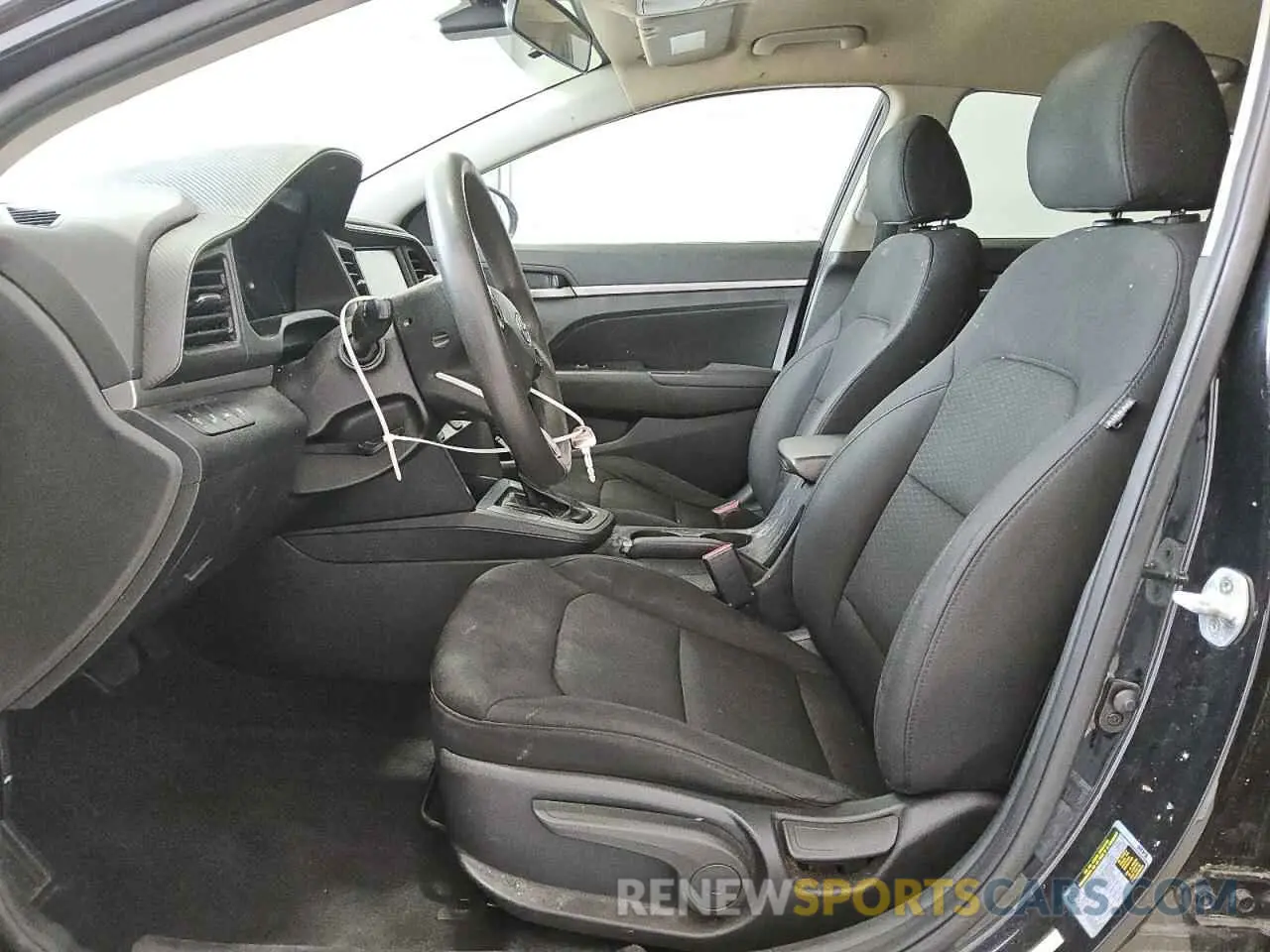 7 Photograph of a damaged car 5NPD84LF9KH437809 HYUNDAI ELANTRA 2019