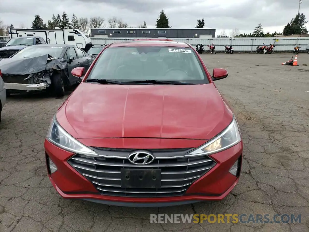 5 Photograph of a damaged car 5NPD84LF9KH440404 HYUNDAI ELANTRA 2019