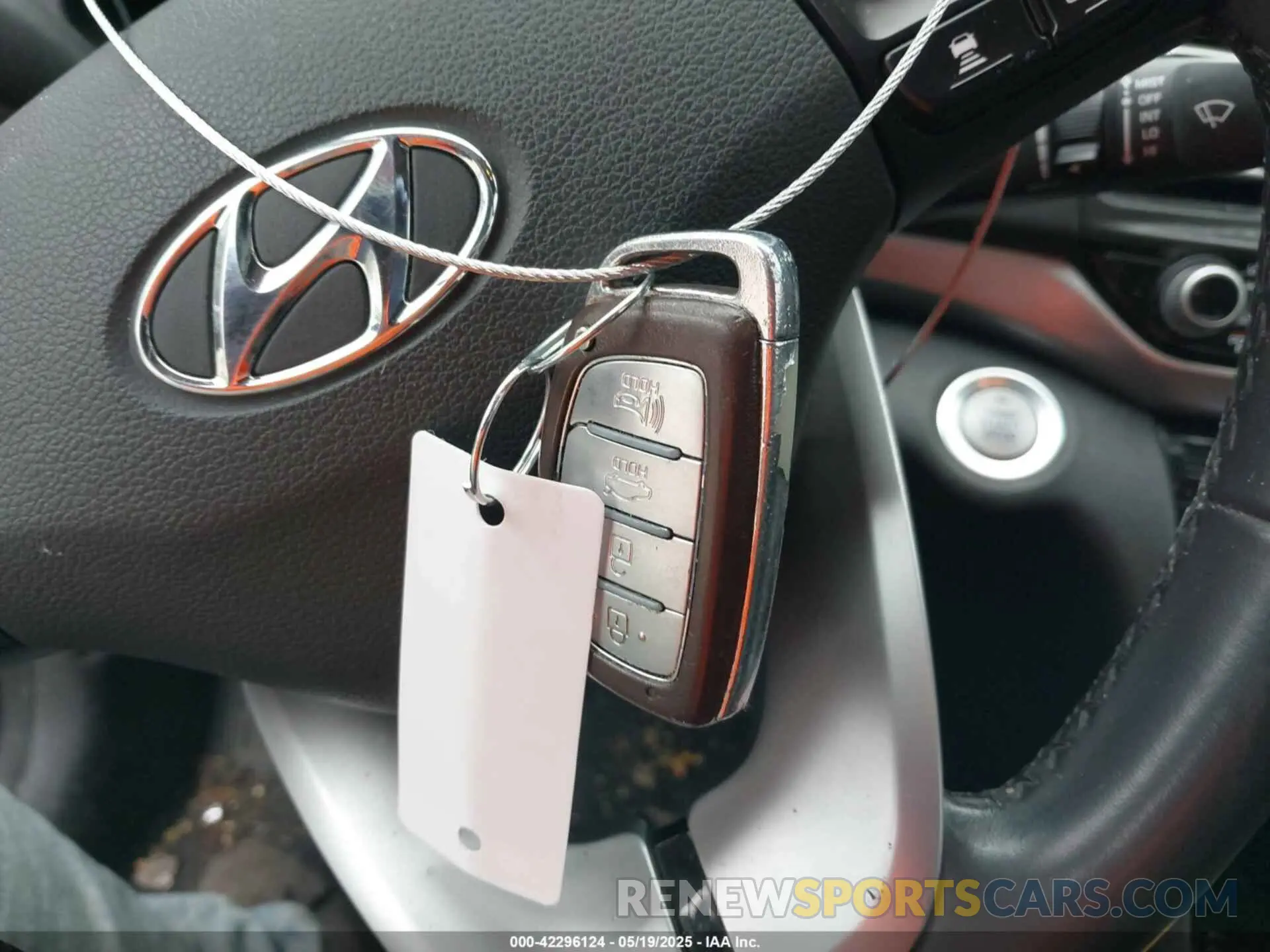 11 Photograph of a damaged car 5NPD84LF9KH449720 HYUNDAI ELANTRA 2019
