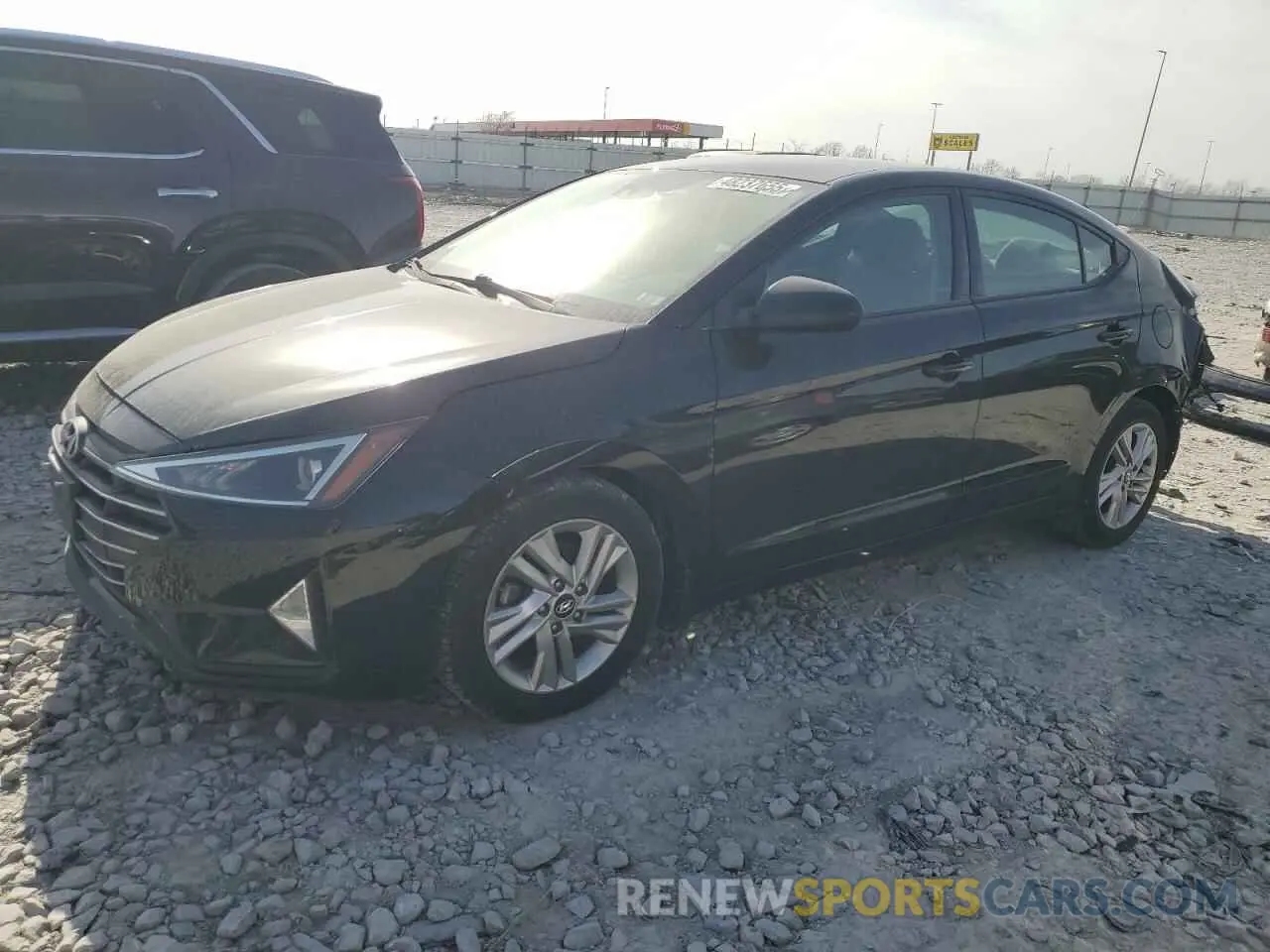 1 Photograph of a damaged car 5NPD84LF9KH453413 HYUNDAI ELANTRA 2019